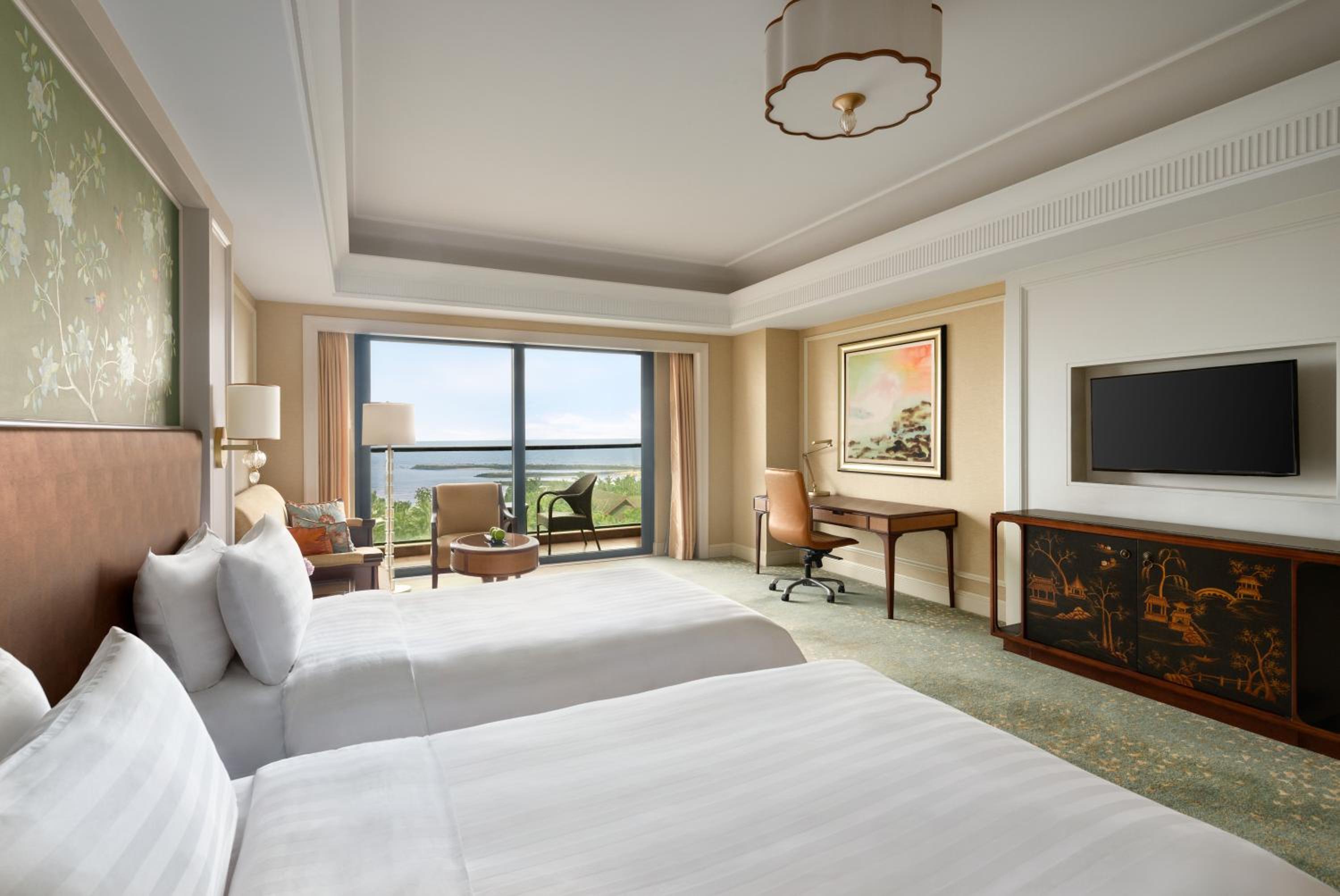 Deluxe Room with 2 single beds, Ocean front