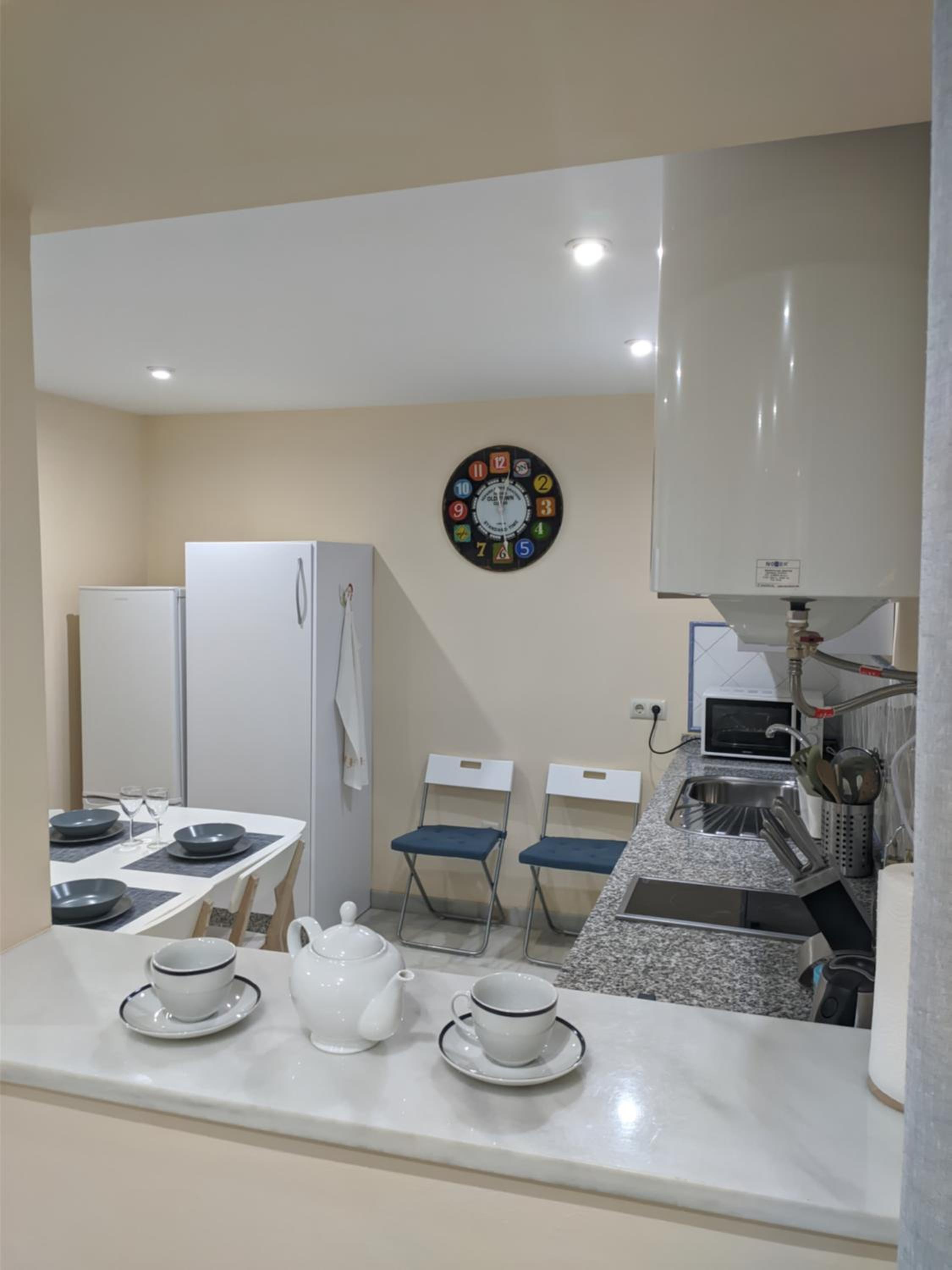 Two-Bedroom Apartment - Photo 7