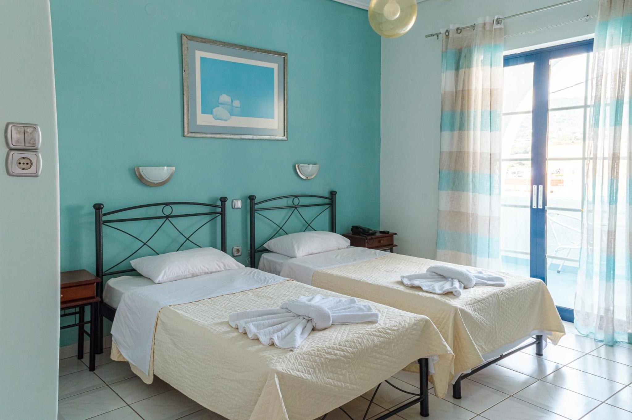Family Room with Sea View photo 1