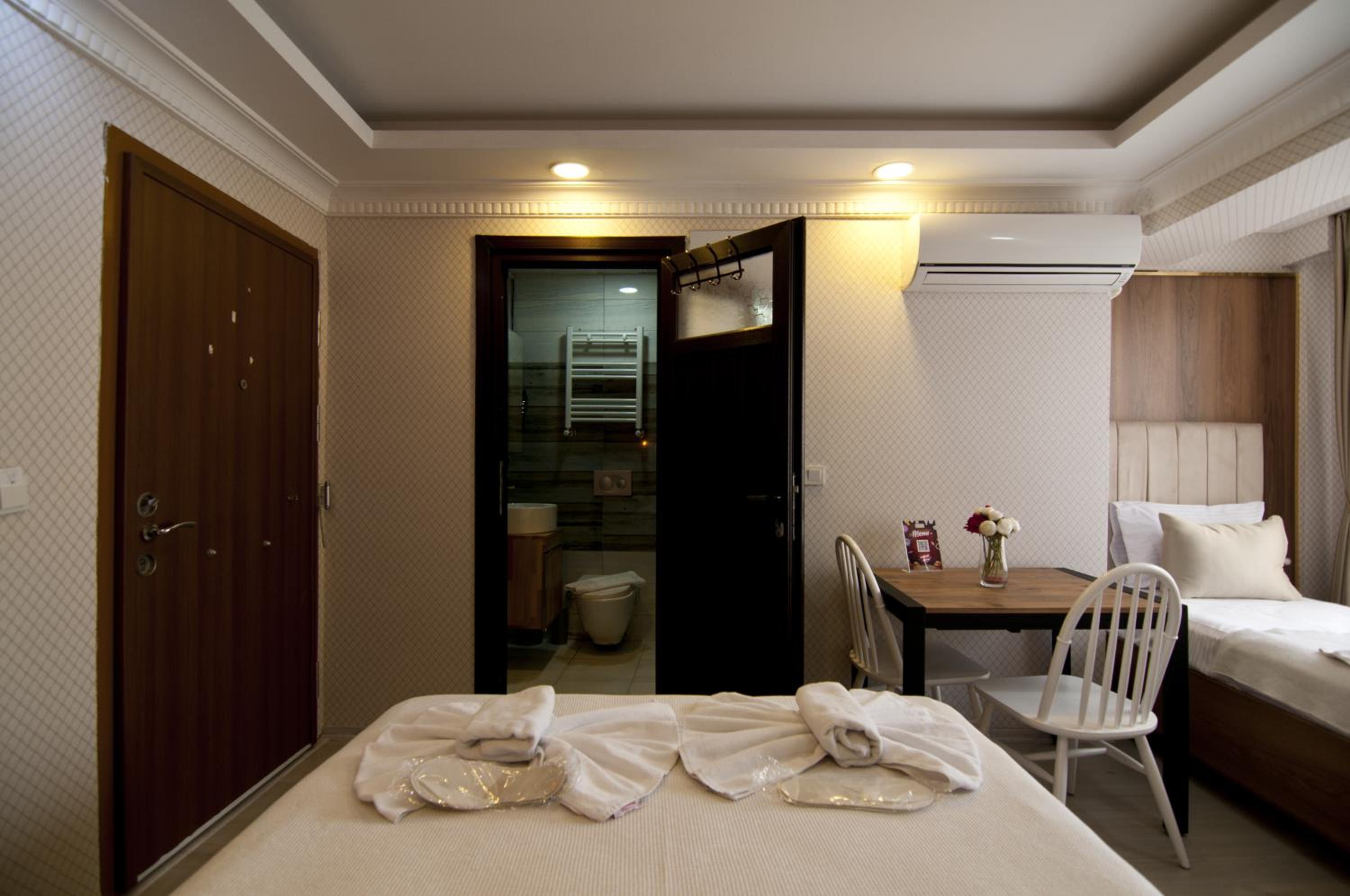 Standard Triple Room photo 3