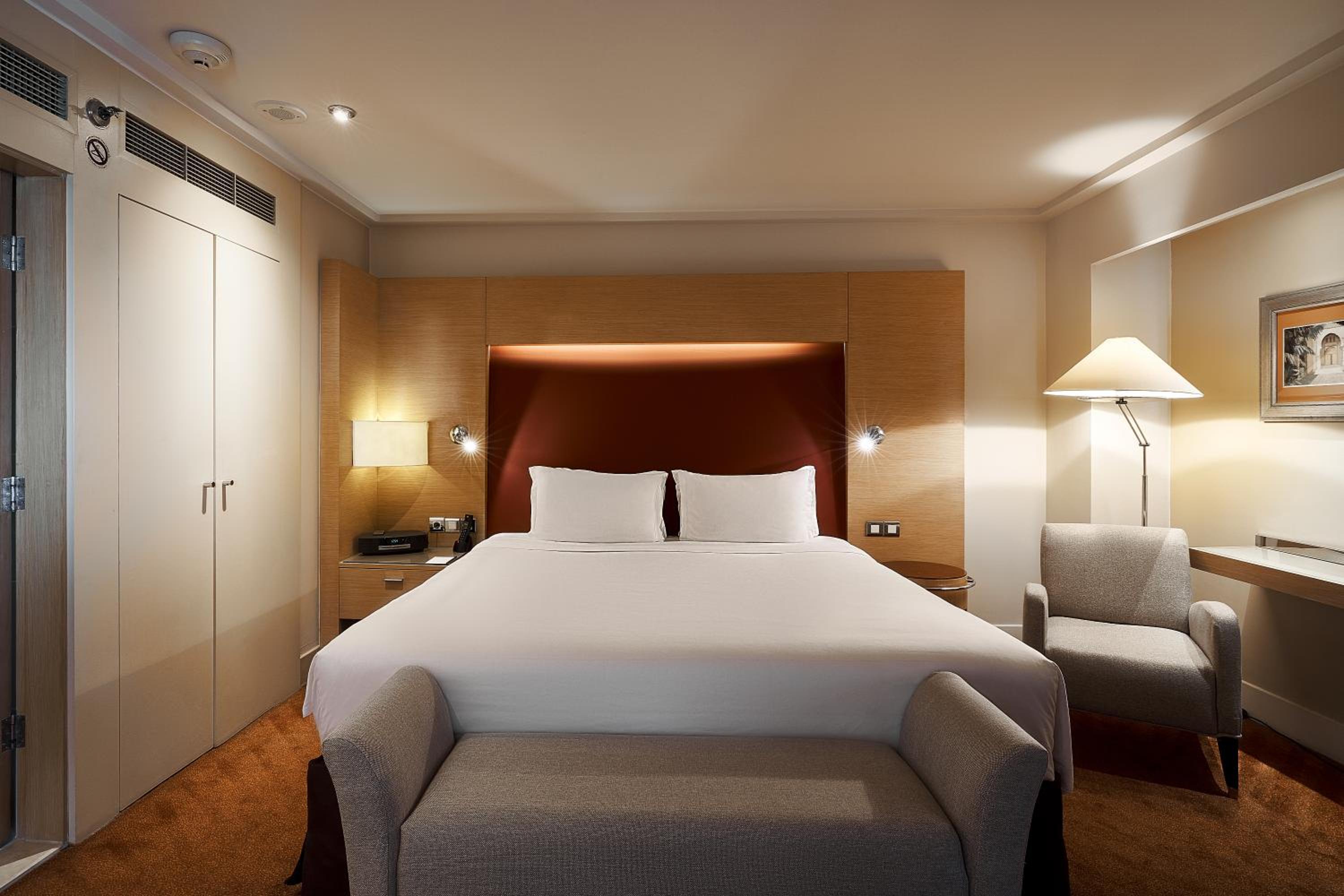 Junior King Suite with Nile View