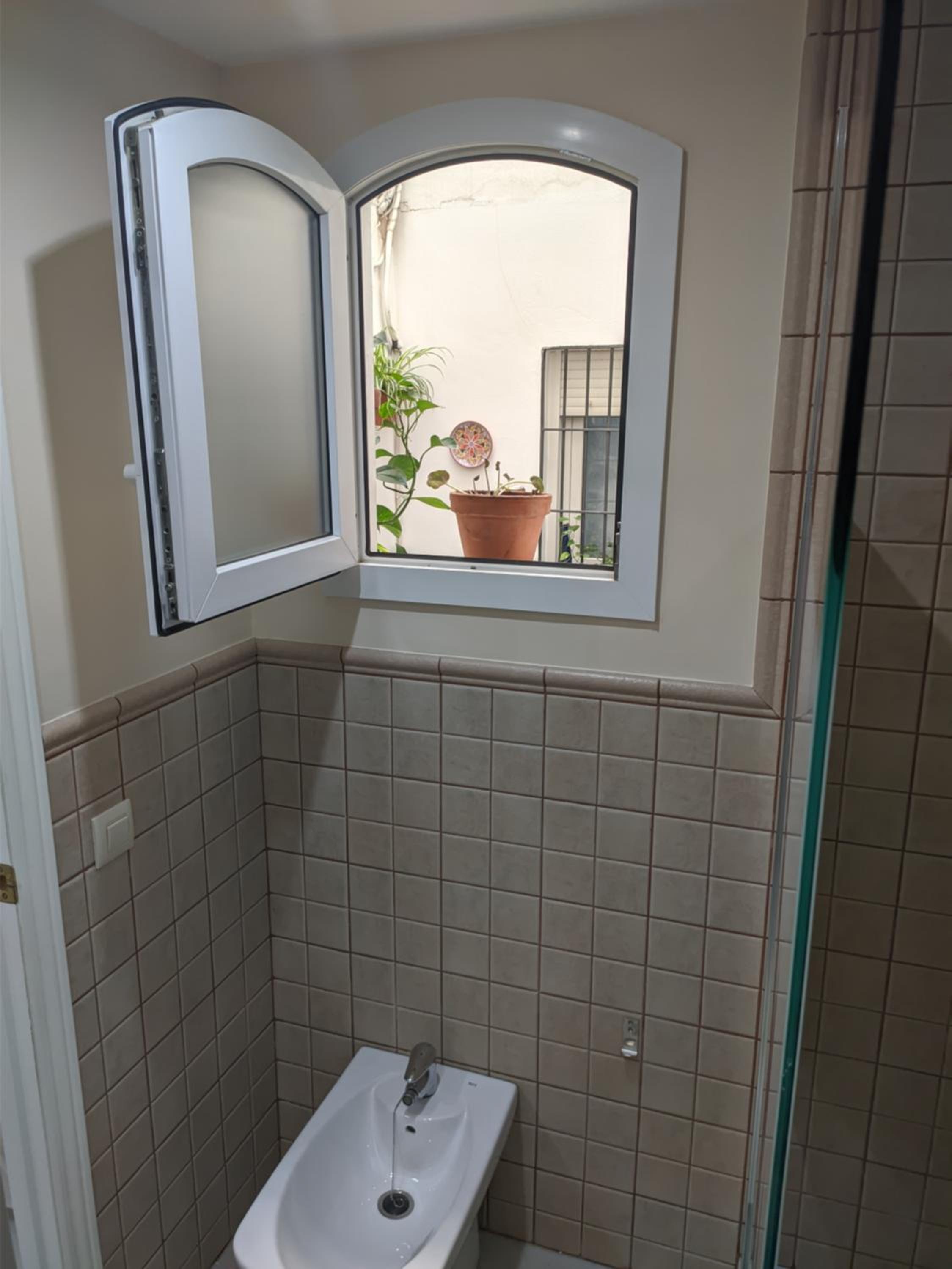 Two-Bedroom Apartment - Photo 8