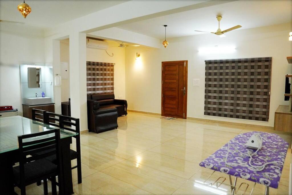Three-Bedroom Villa photo 1