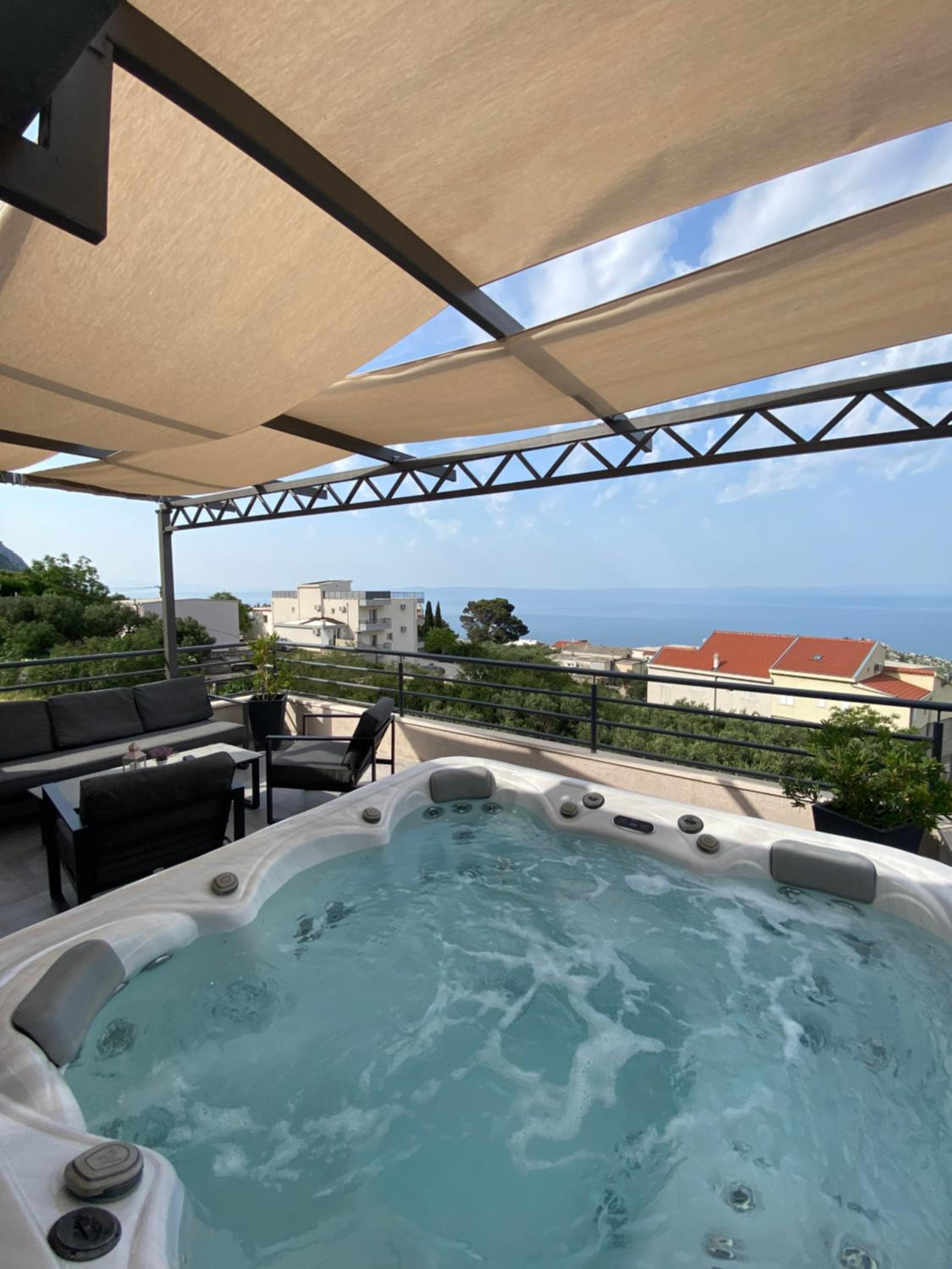 Apartment with Sea View photo 2