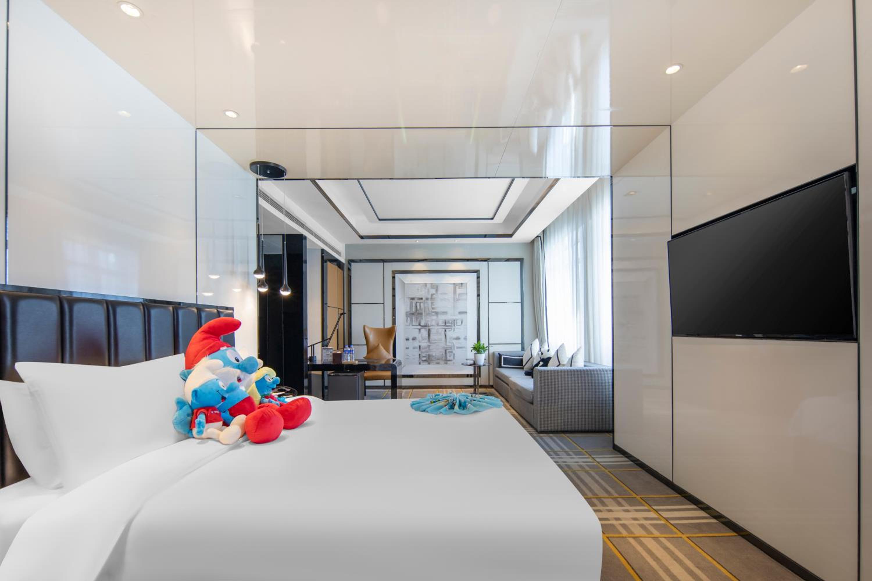 Deluxe Suite photo 1