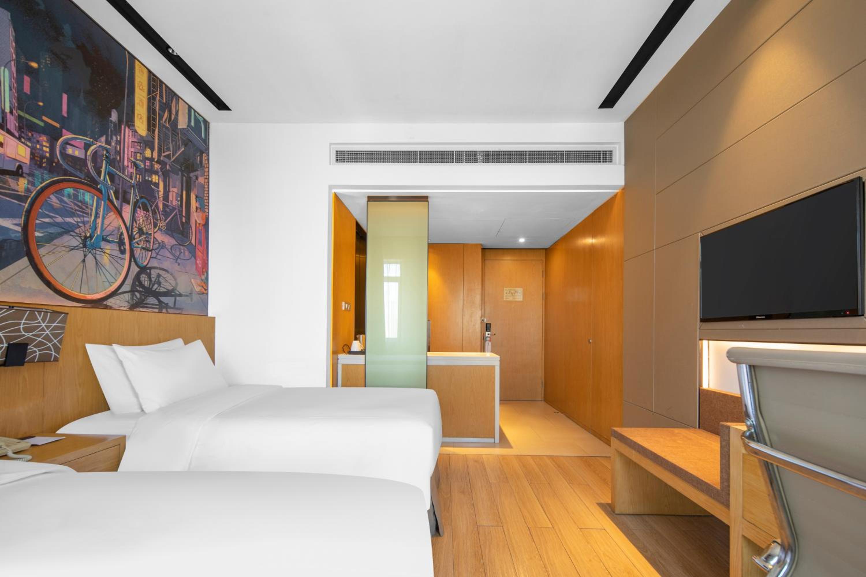 Deluxe Twin Room photo 2
