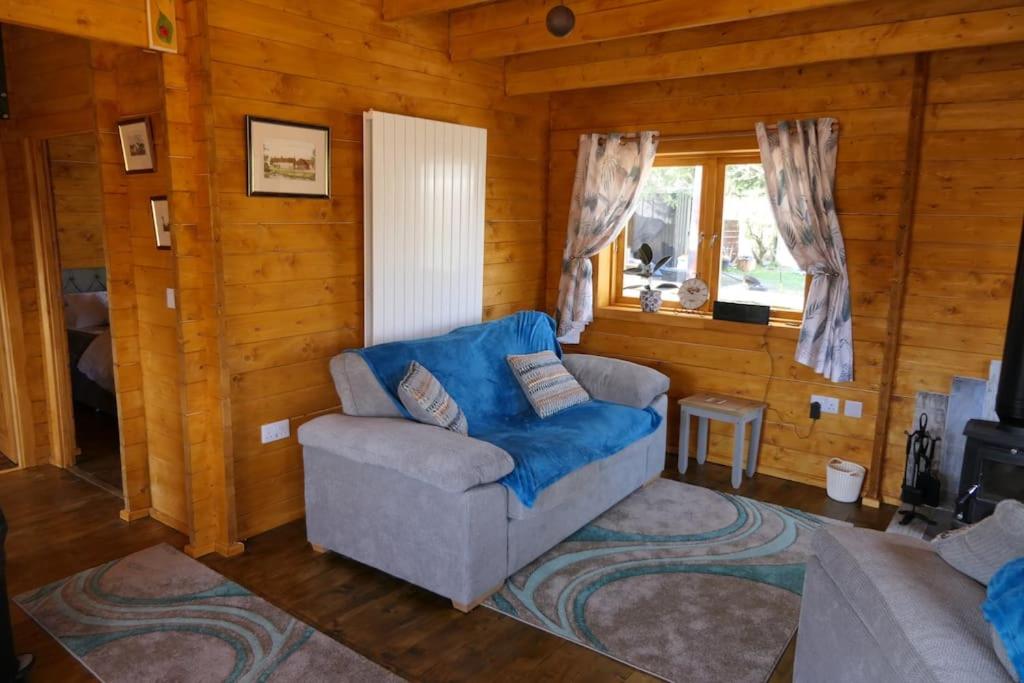 One-Bedroom House photo 2