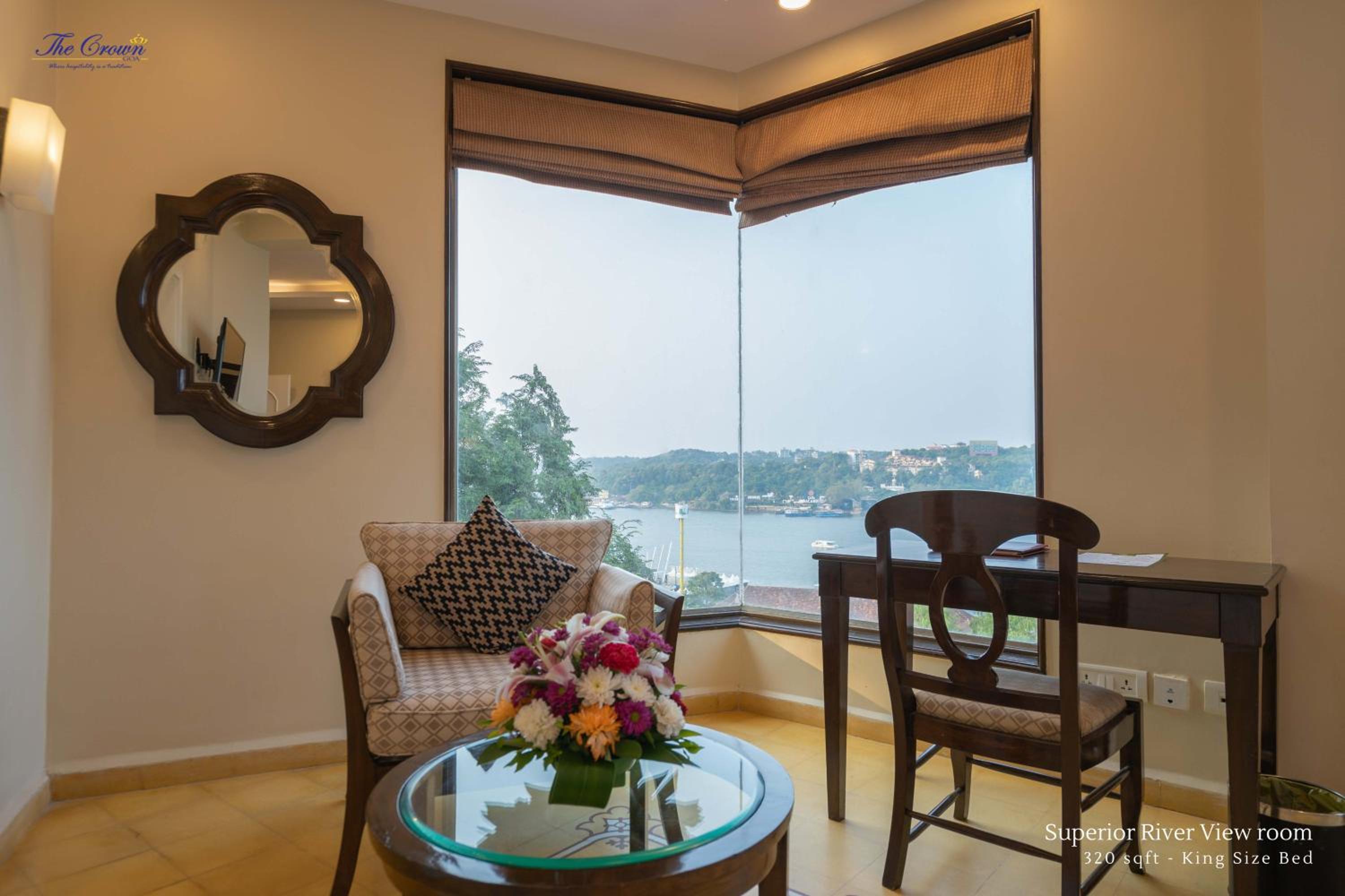 Superior Double or Twin Room with River View - Photo 2