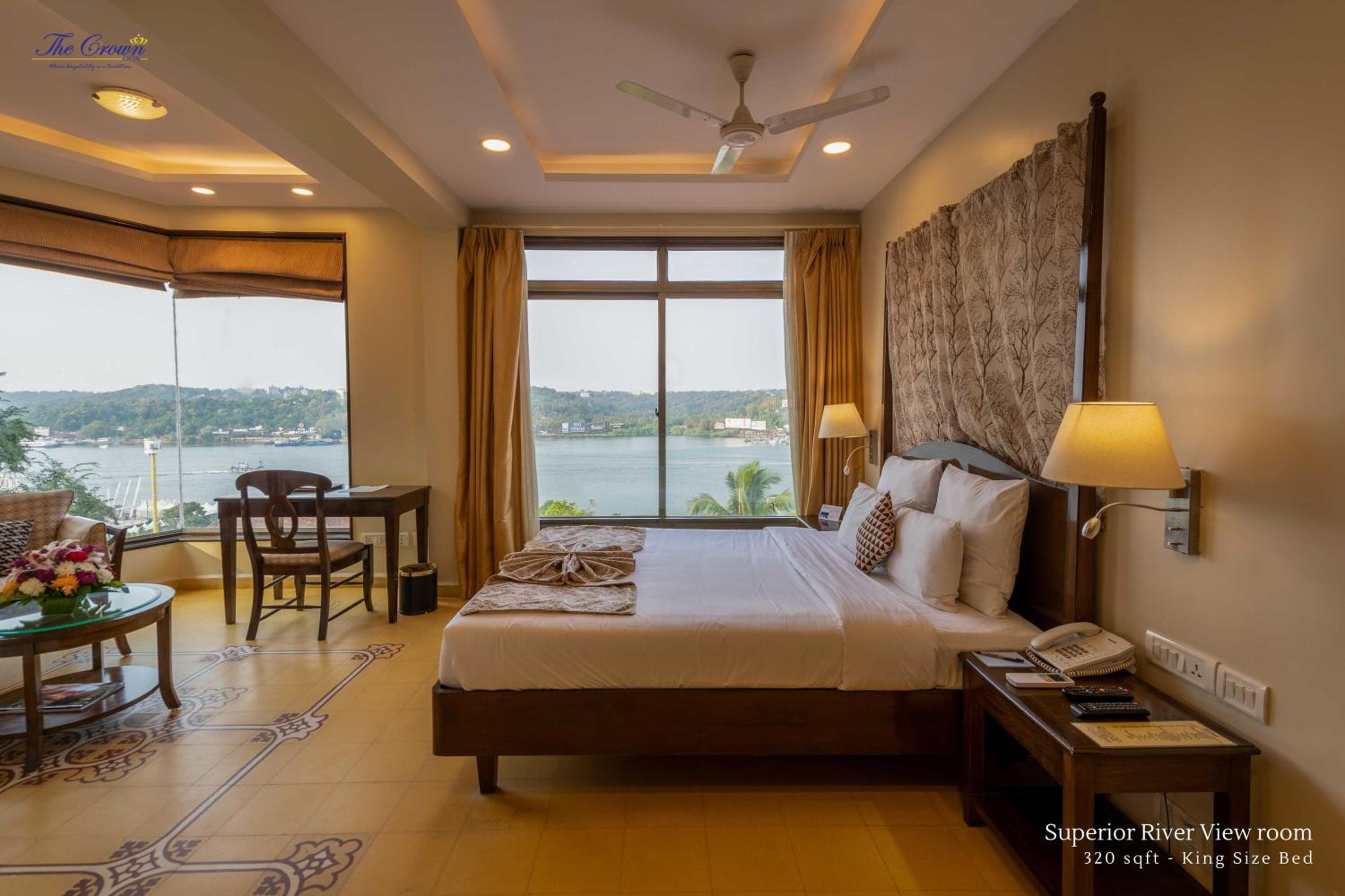 Superior Double or Twin Room with River View - Photo 3