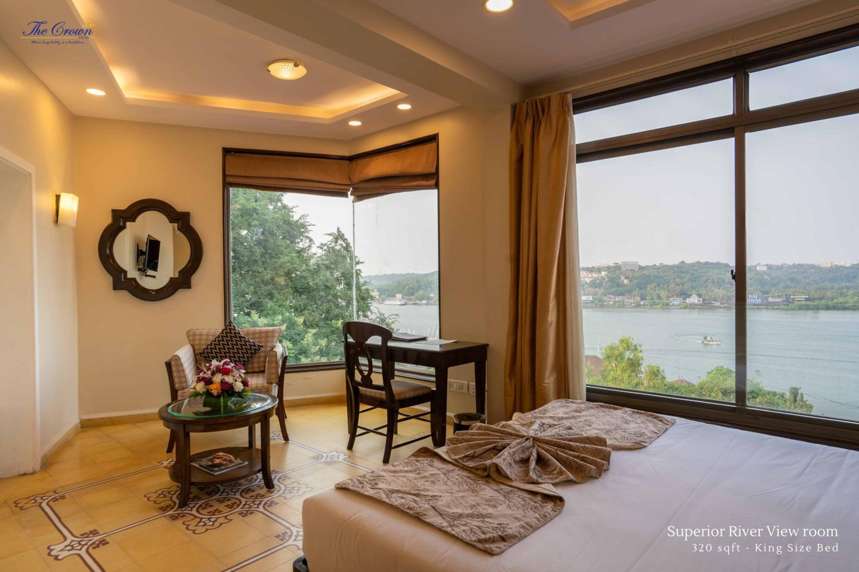 Superior Double or Twin Room with River View - Photo 4