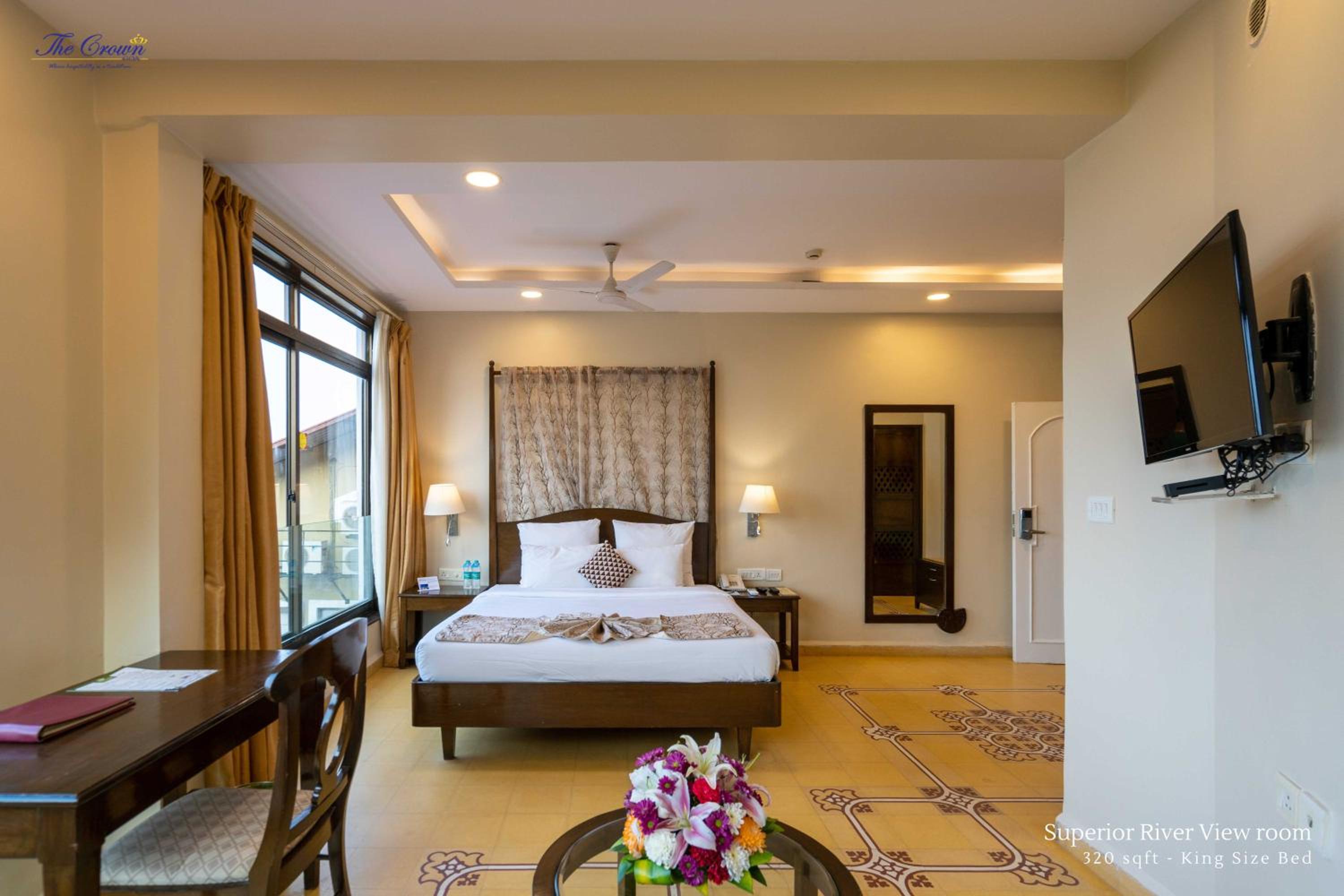 Superior Double or Twin Room with River View - Photo 6
