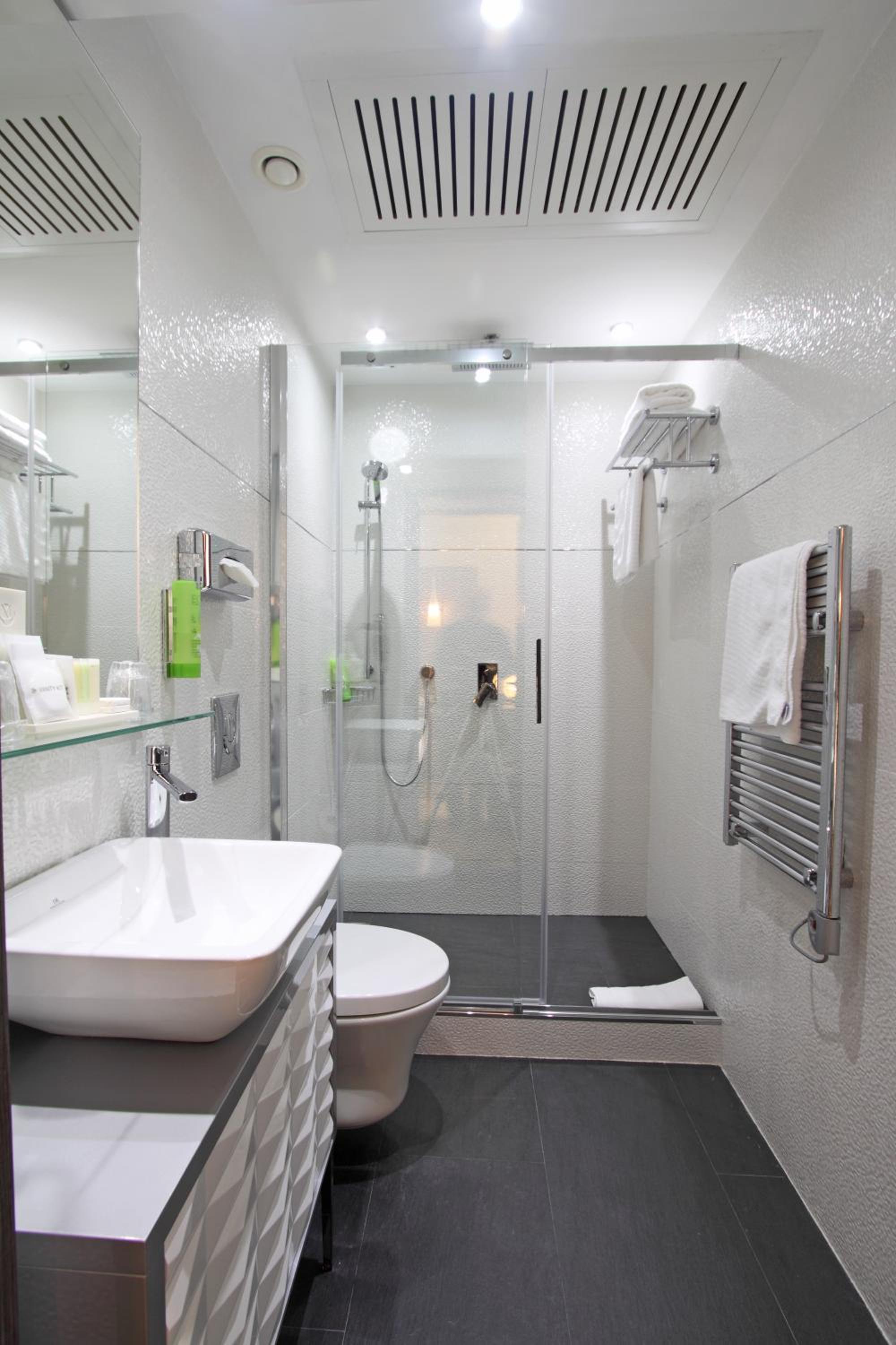 Triple Room - Photo 21