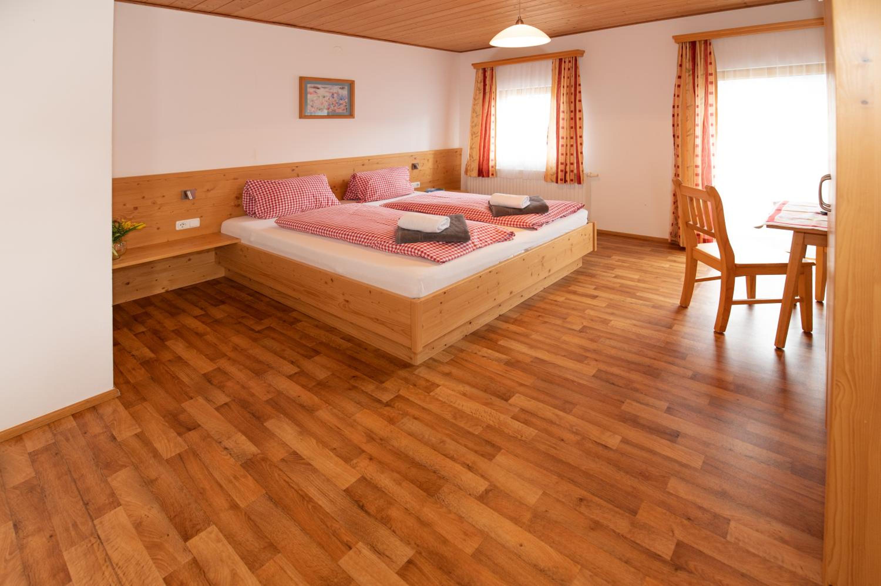 Triple Room with Bathroom photo 1