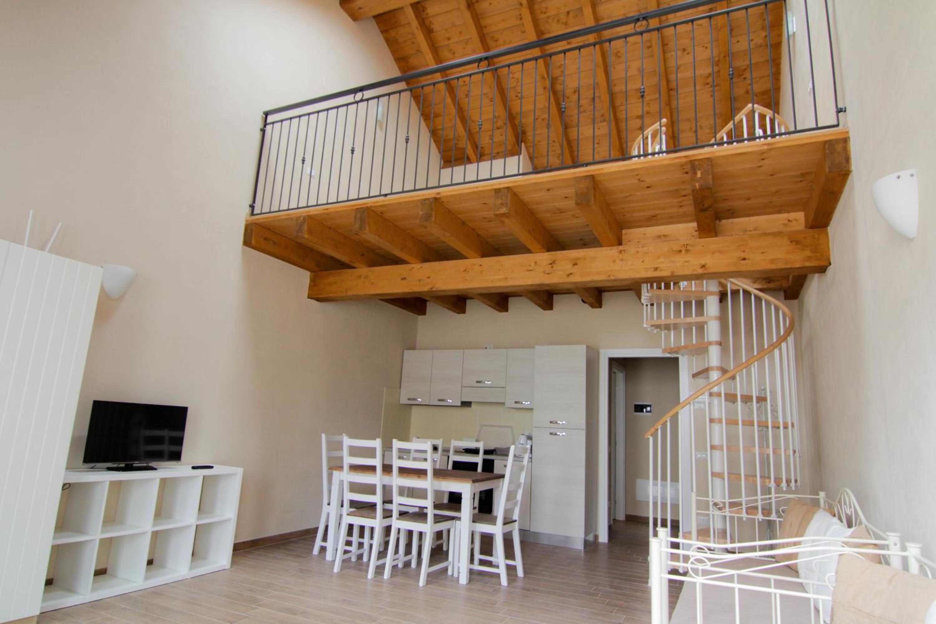 Suite Split Level