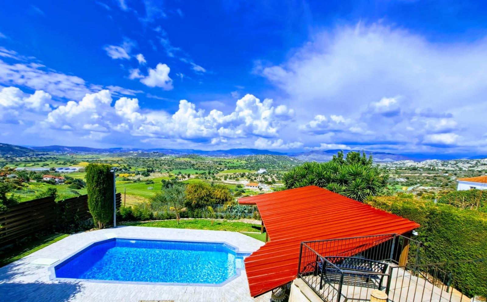 Apartment with Sea View photo 1