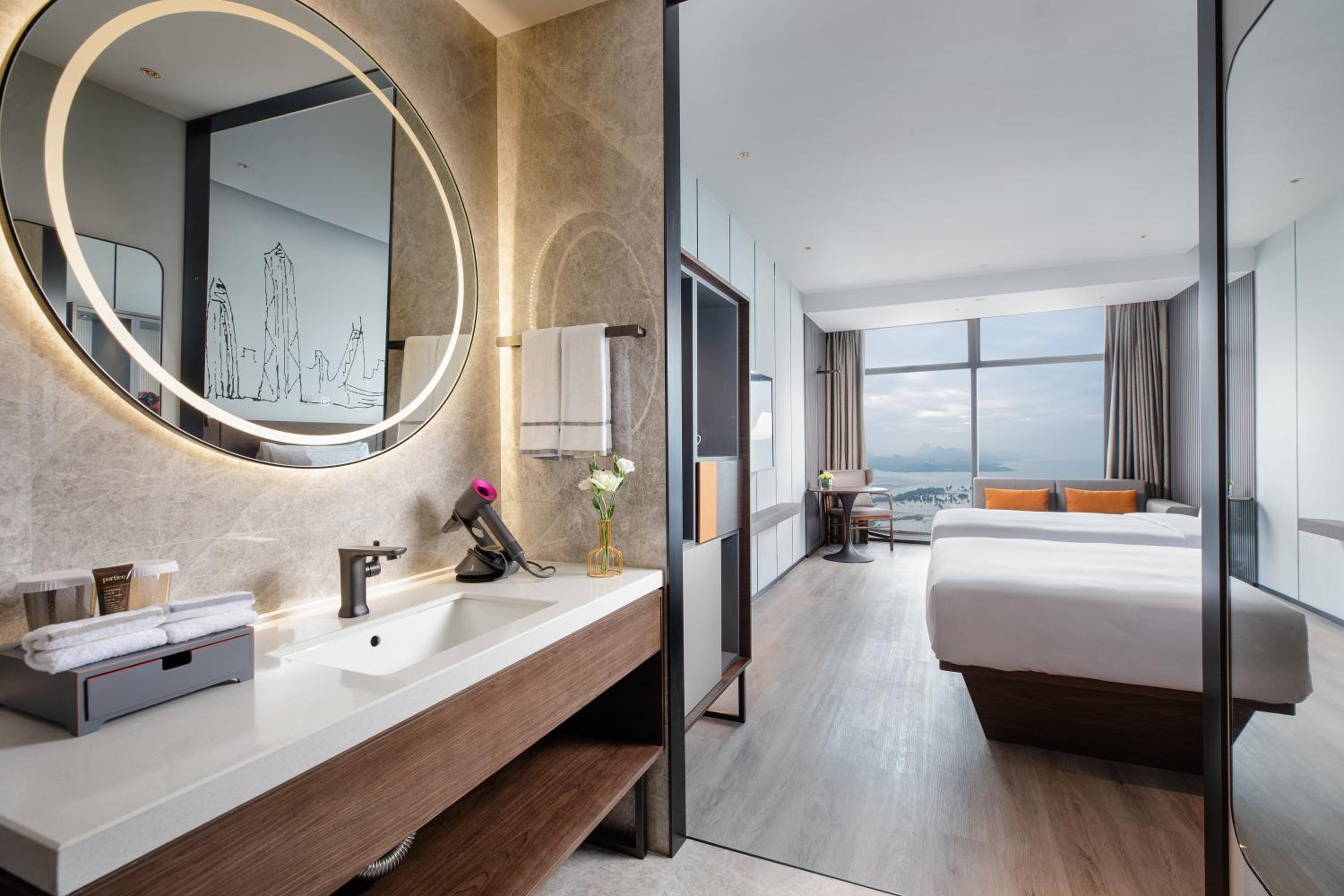 Executive Bay View King Room