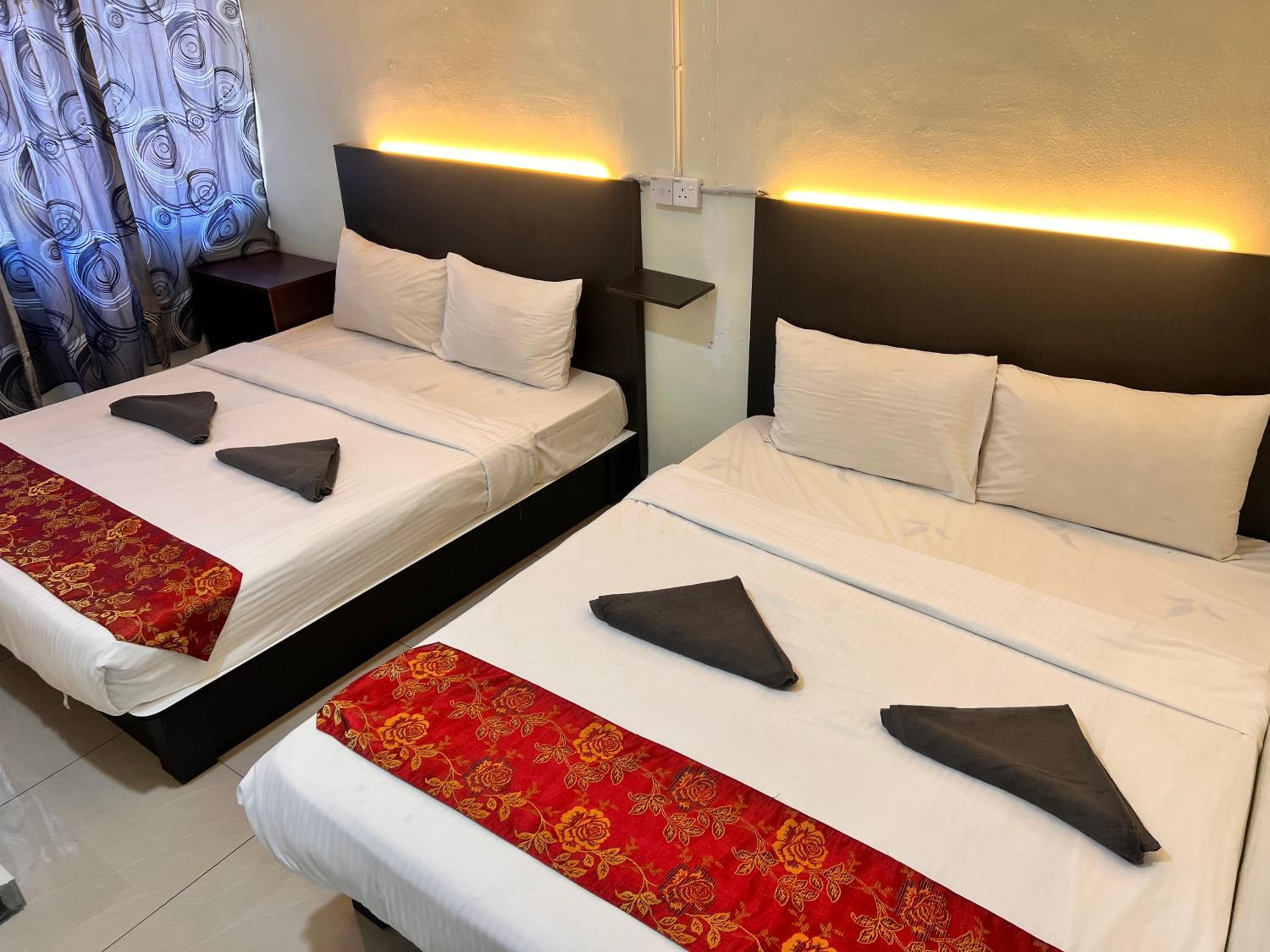 Standard Quadruple Room
