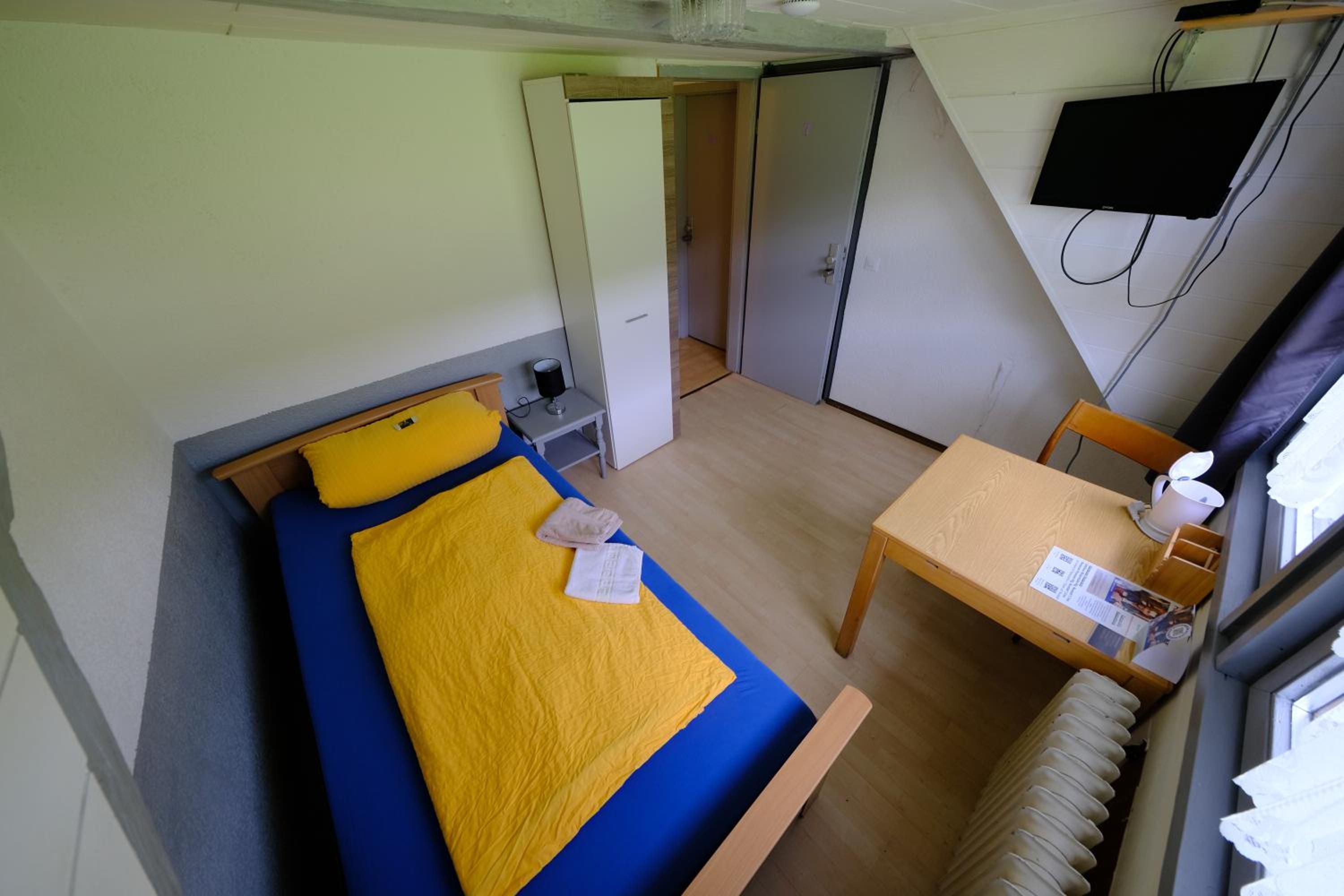 Budget Single Room photo 2