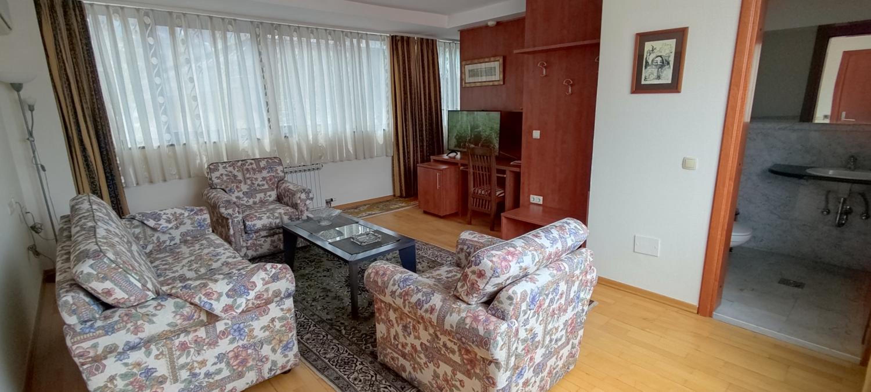 Suite photo 1