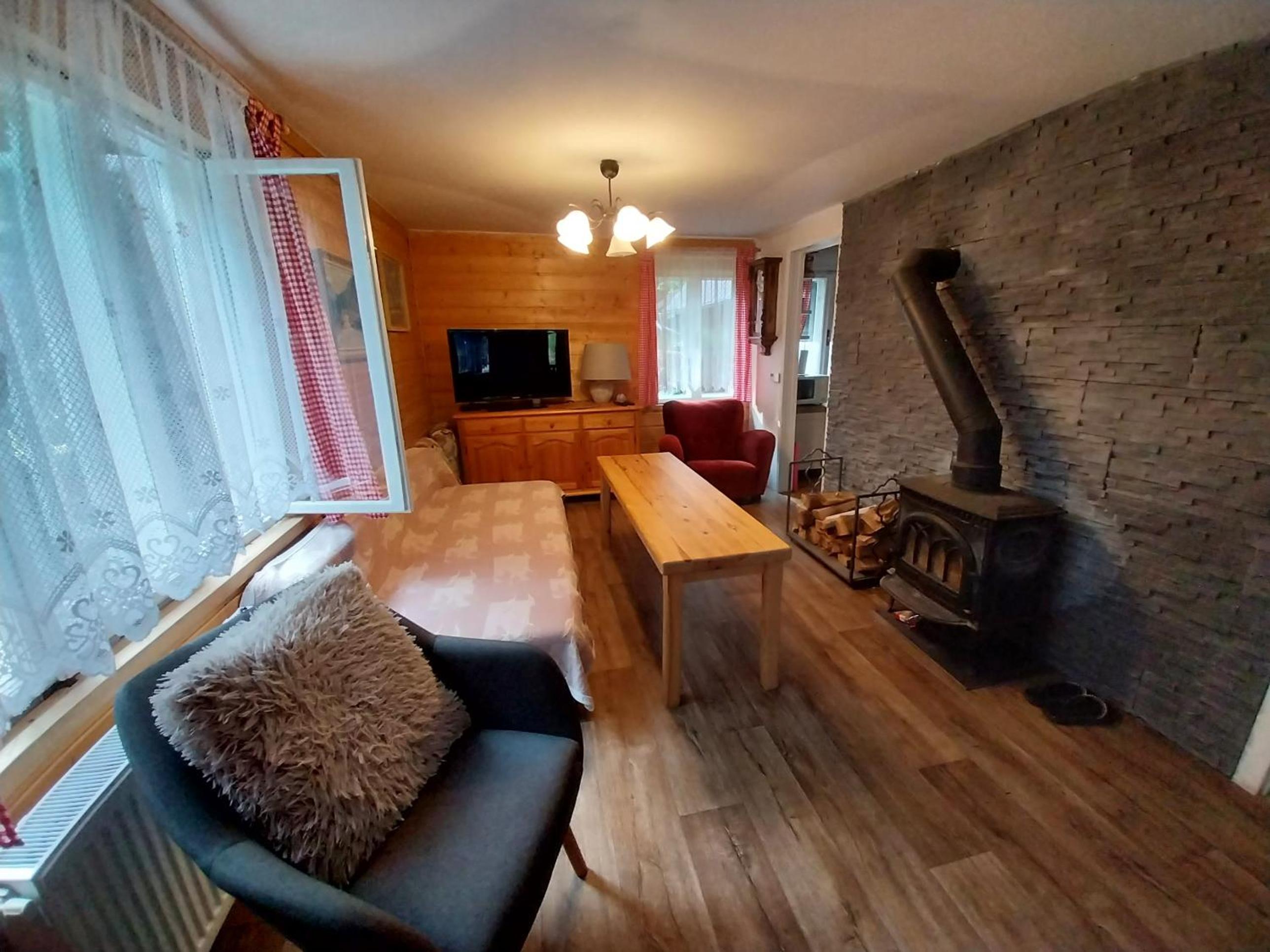 Apartment with Mountain View photo 1