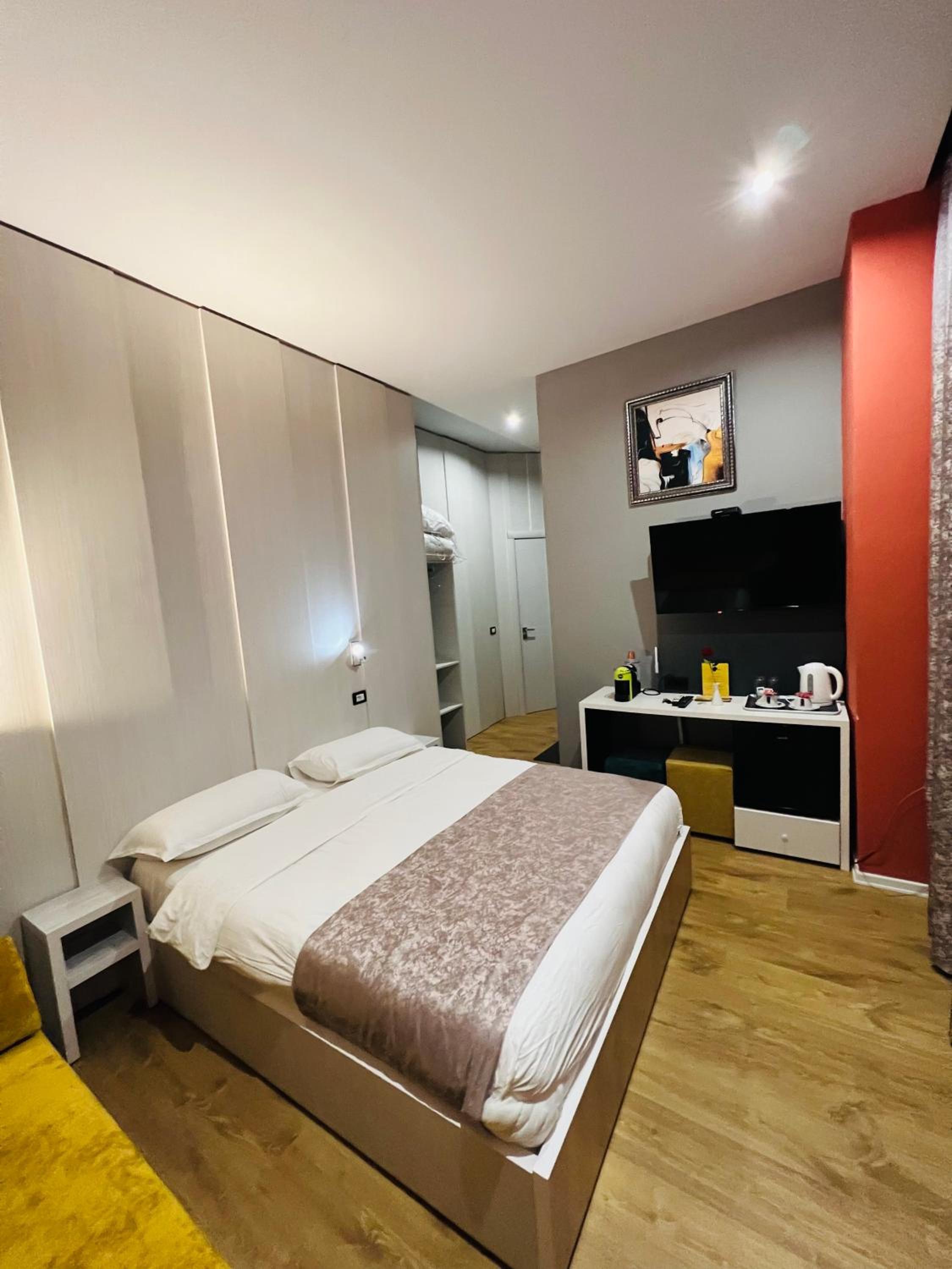 Deluxe Double Room photo 2