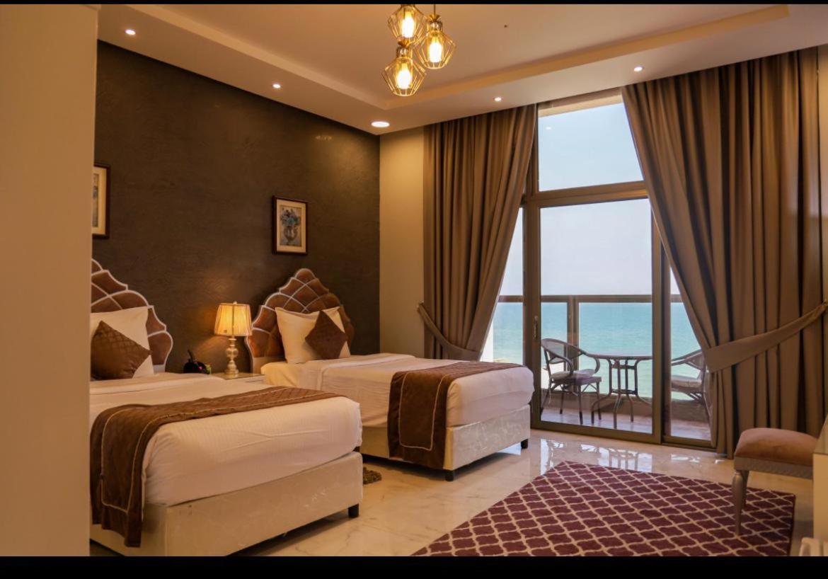 Royal Five-Bedroom Villa with Private Pool and Beach photo 3