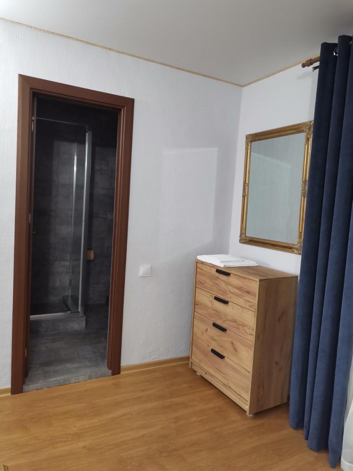 Double Room with Private Bathroom photo 3