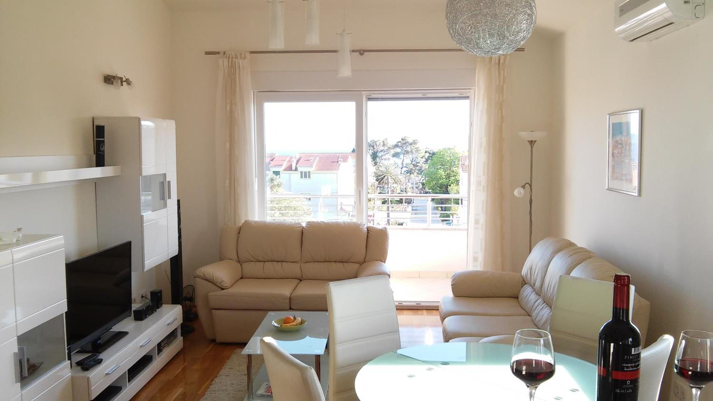 Apartment With Sea View