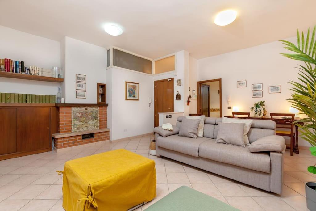 Two-Bedroom Apartment photo 2