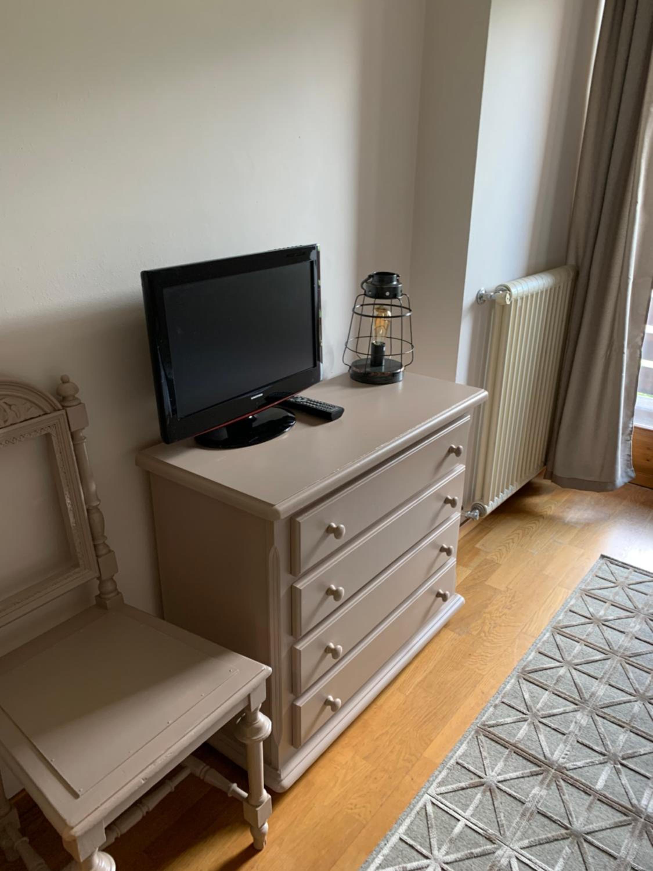 Two-Bedroom Apartment (4 Adults) - Photo 11