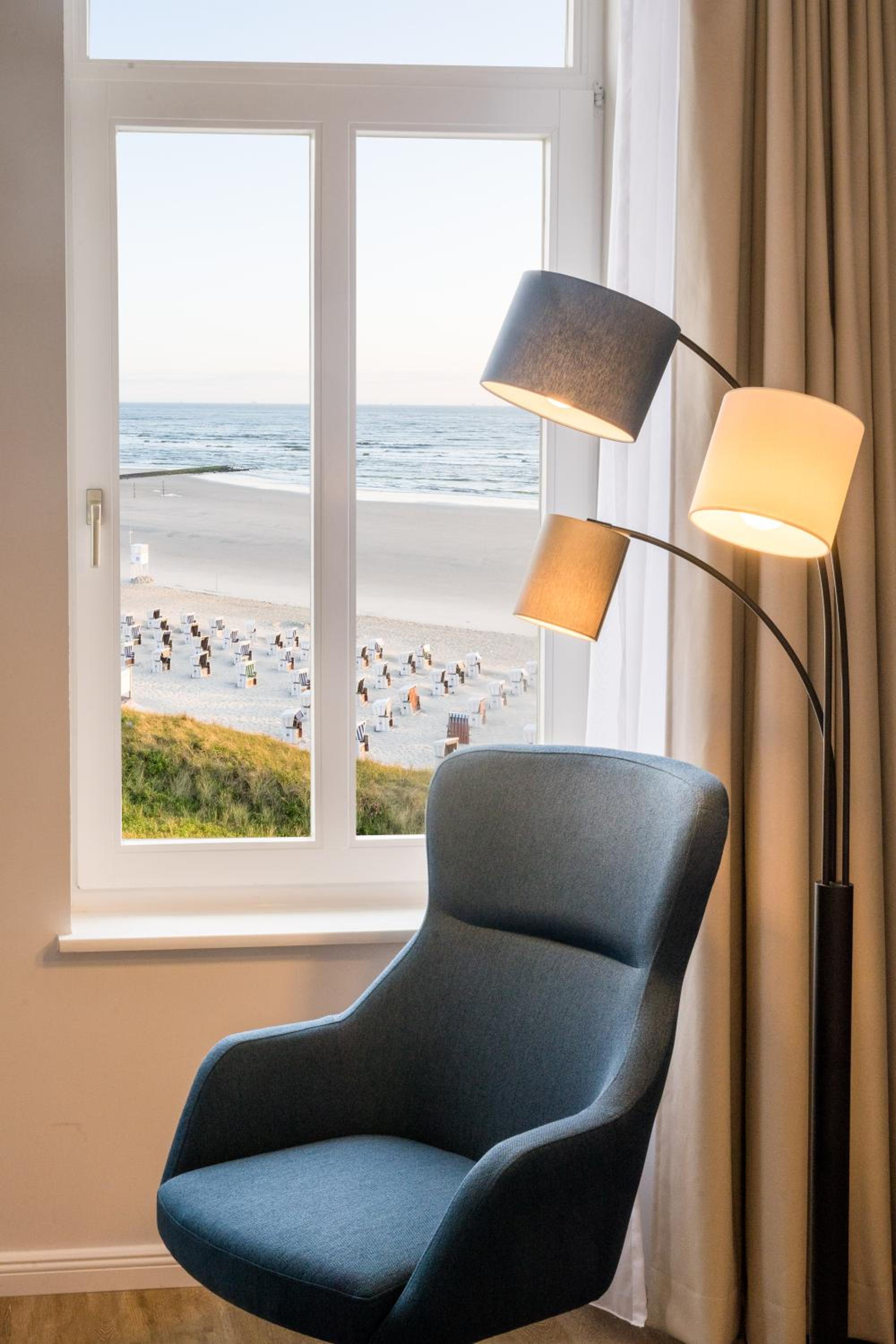 Suite with Lake View photo 3