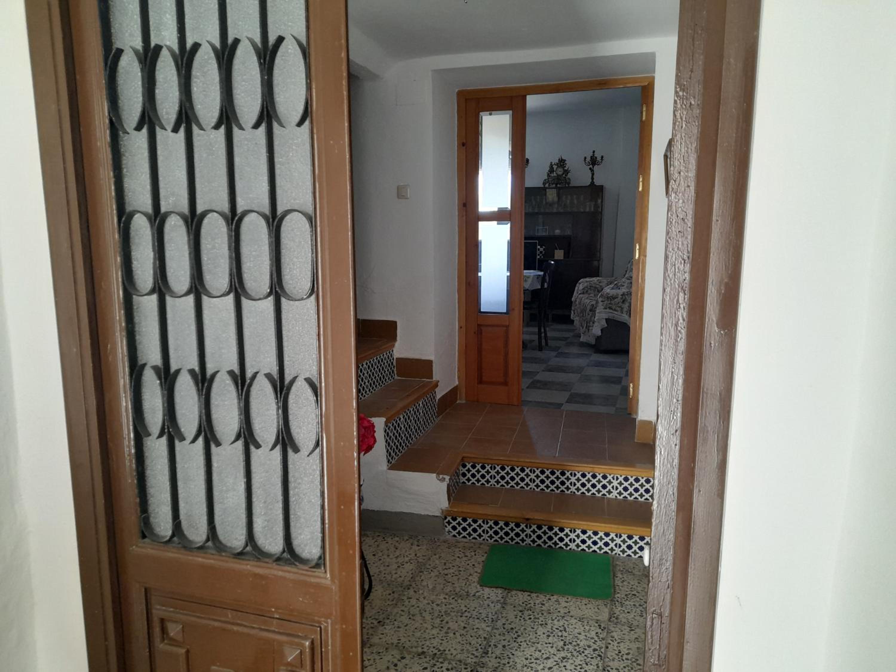 Three-Bedroom House photo 3