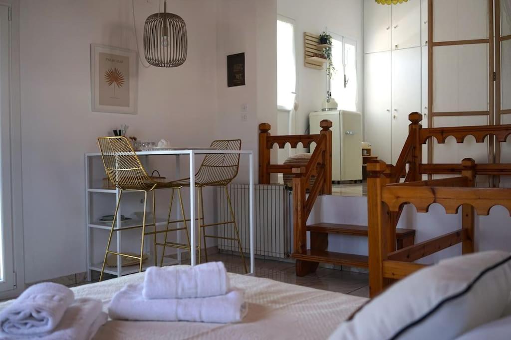 One-Bedroom House photo 1
