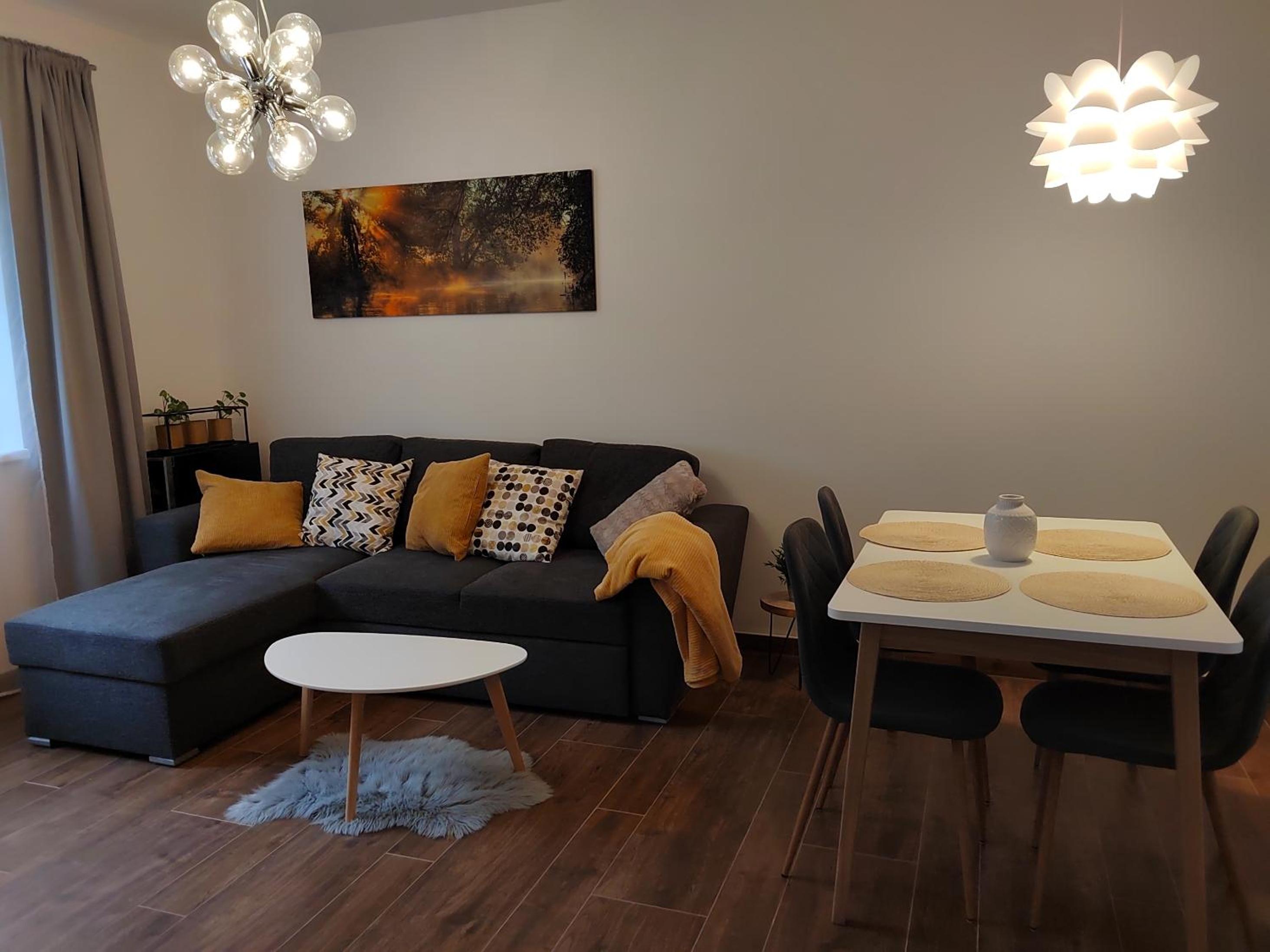 Apartment - Ground Floor photo 2
