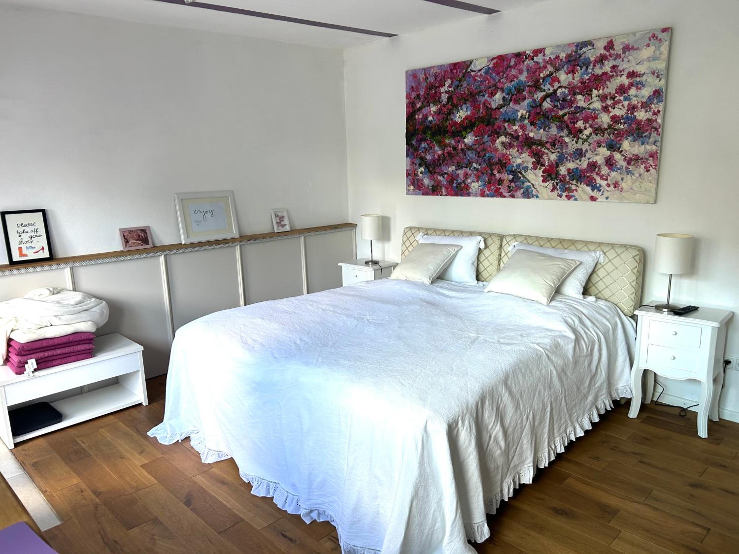 One-Bedroom House photo 1