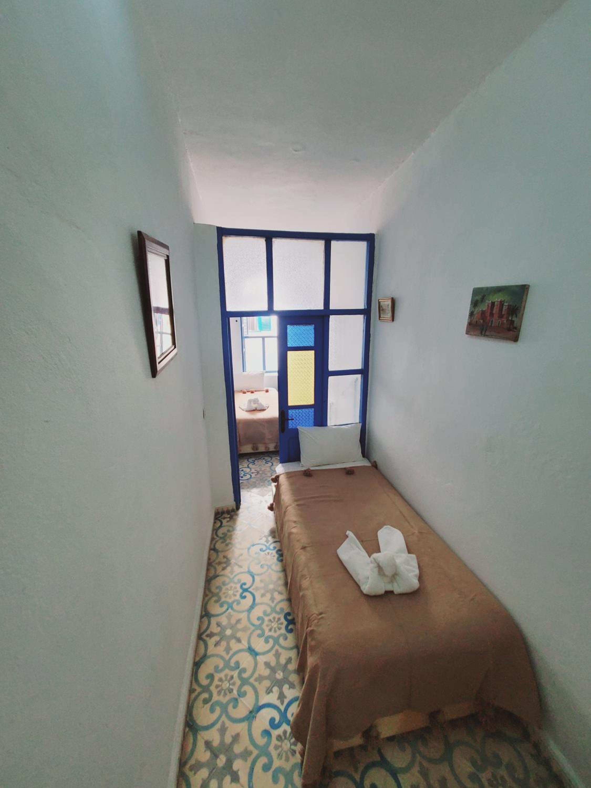 Standard Twin Room photo 3