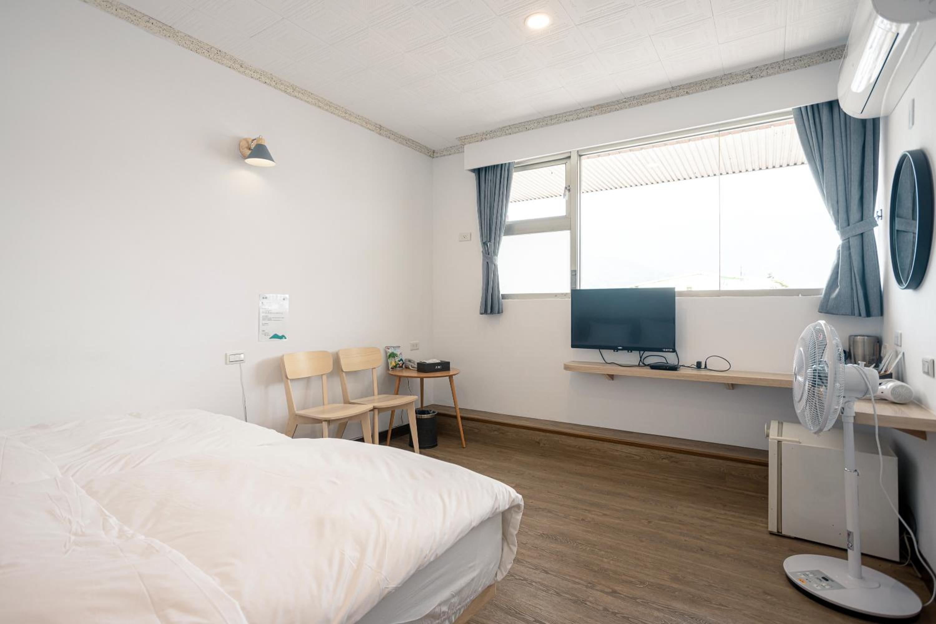 Double or Twin Room photo 3