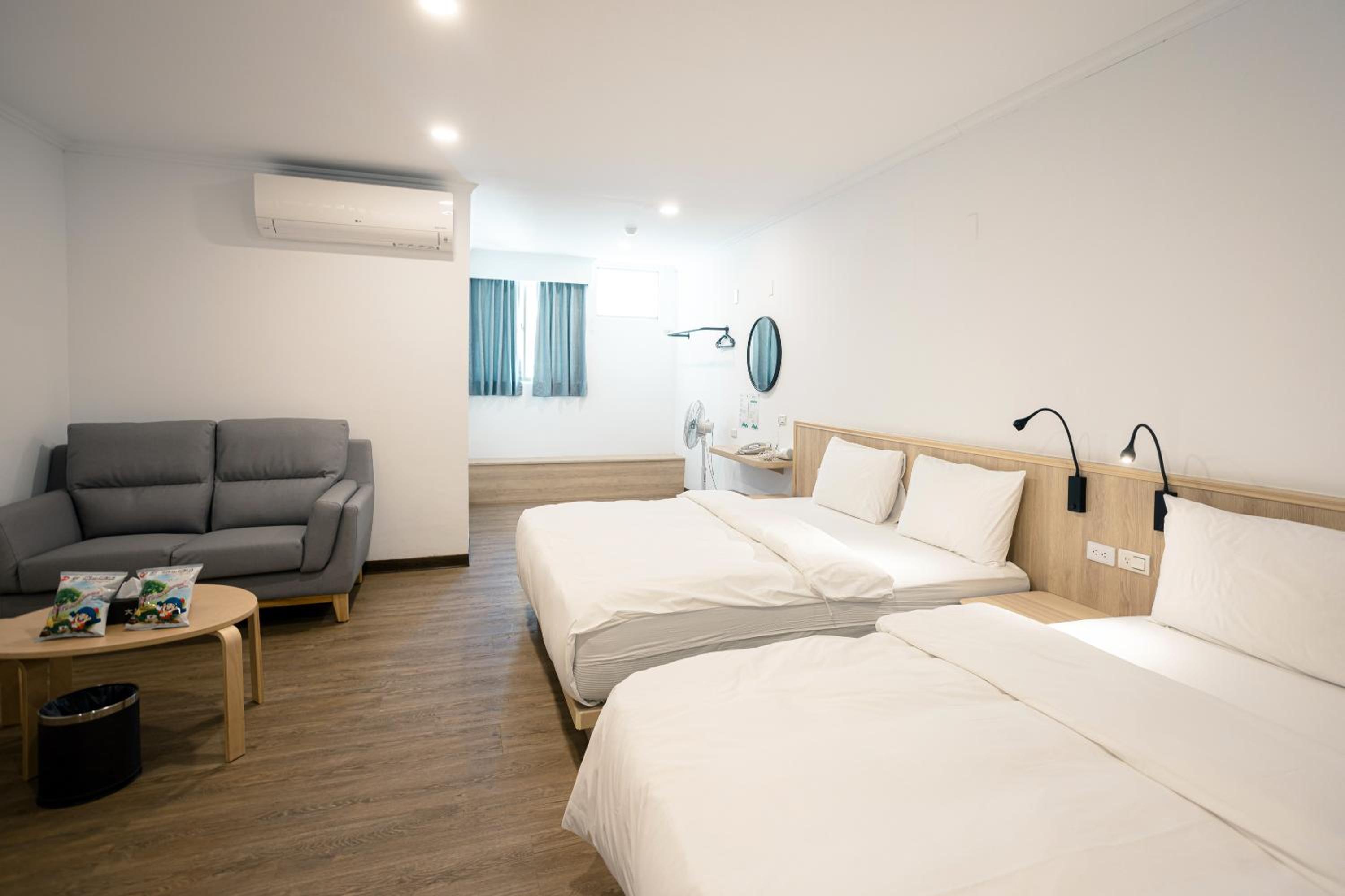 Luxury Quadruple Room photo 2