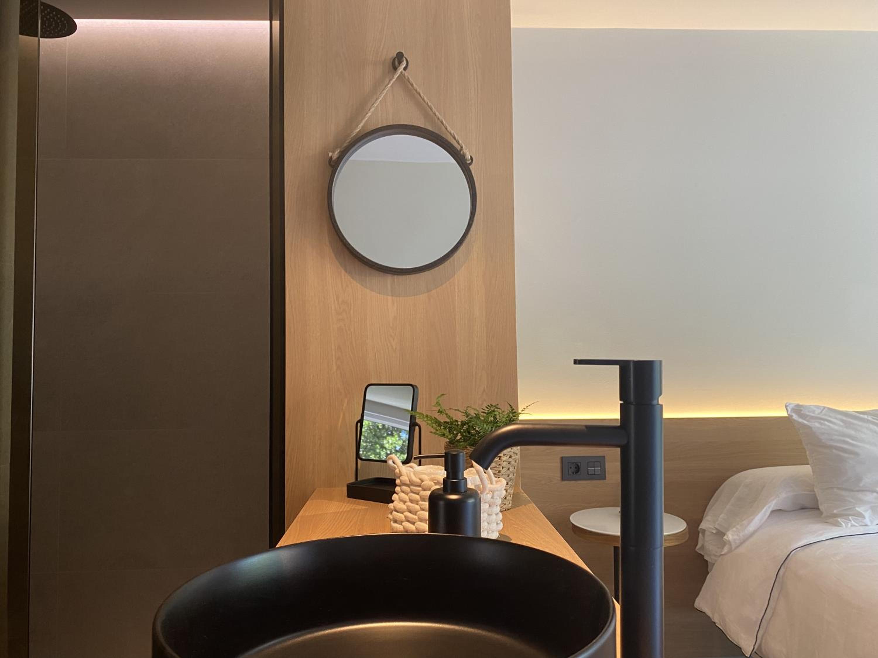 Superior Double Room - Photo 1