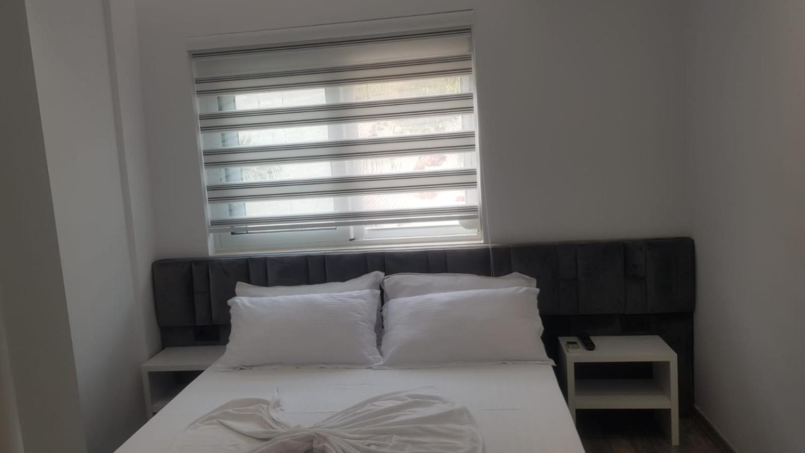 Deluxe Double Room with Window photo 1