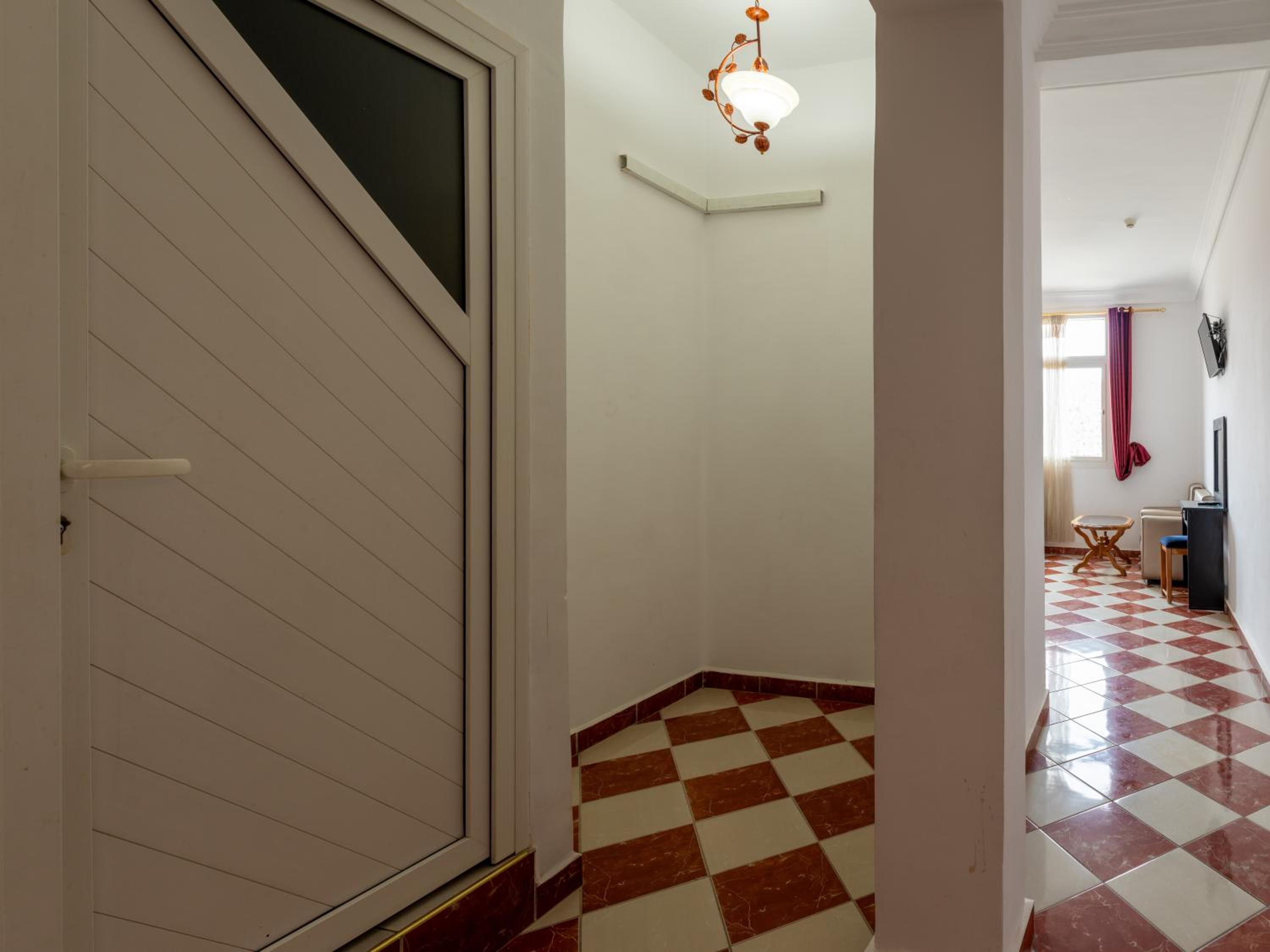 Triple Room - Photo 7