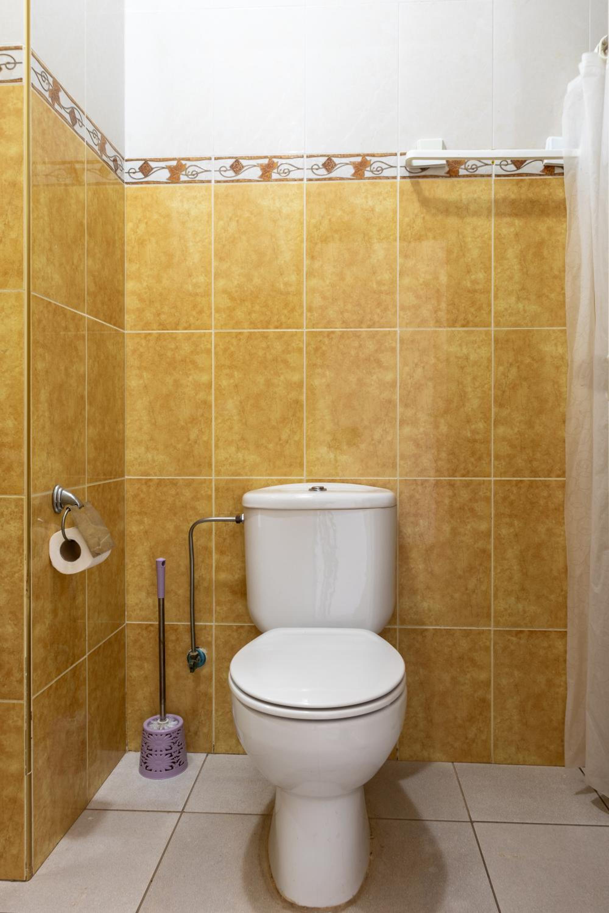 Double Room - Photo 7