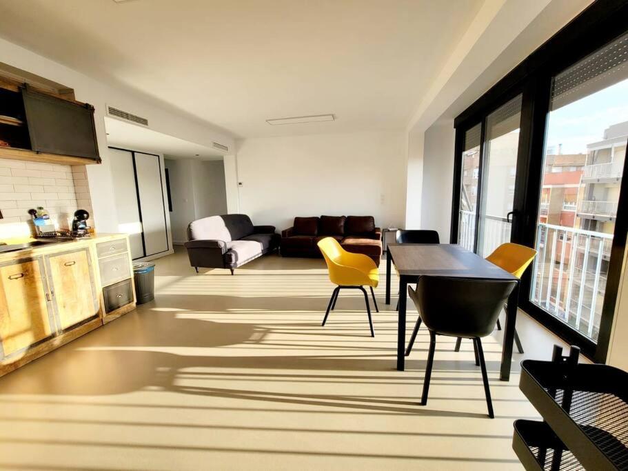 Two-Bedroom Apartment photo 3