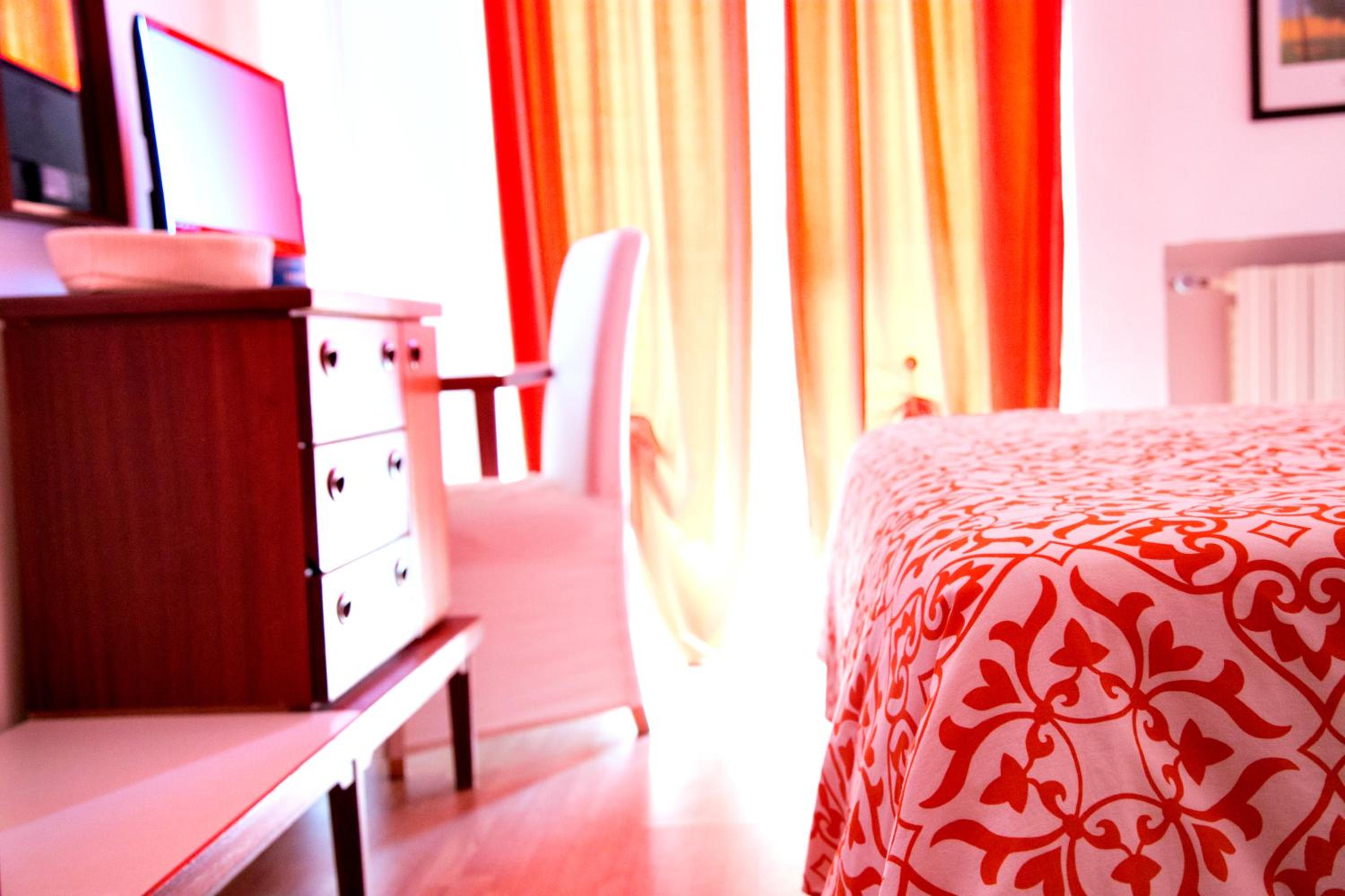 Economy Double or Twin Room photo 2