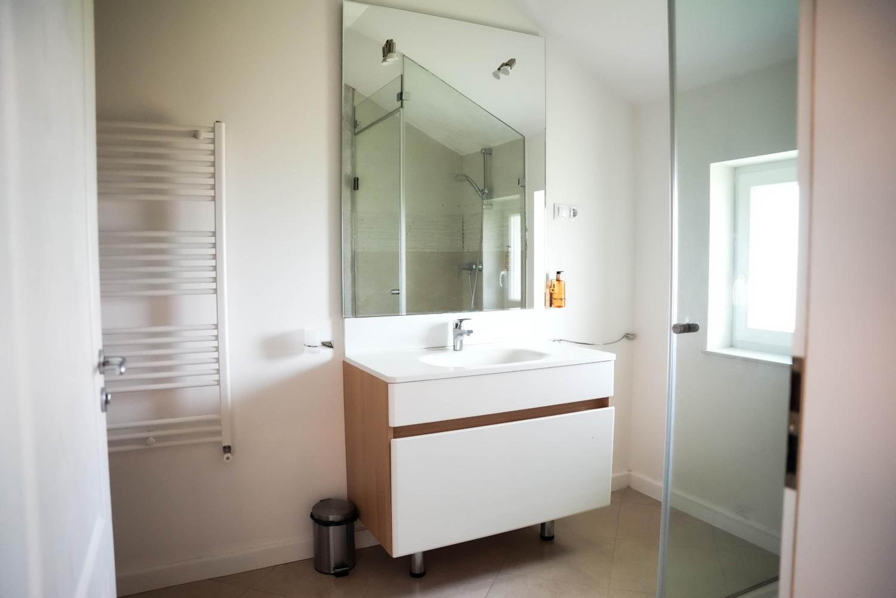 Studio Apartment - Photo 4