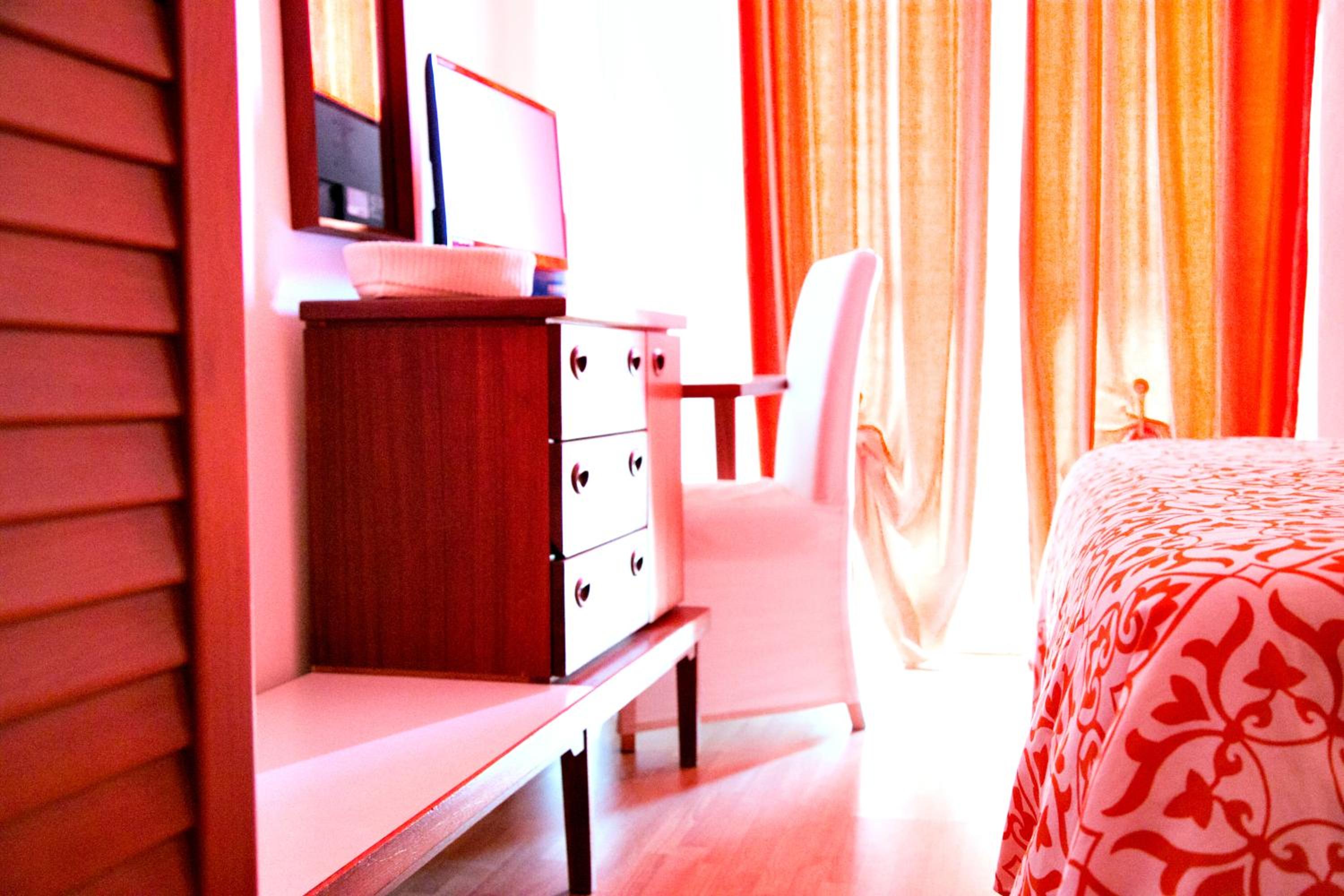 Economy Double or Twin Room photo 1