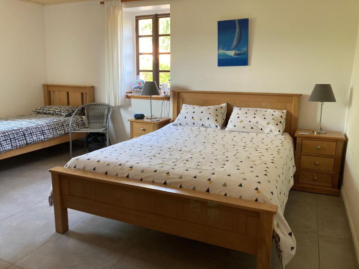 Triple Room with Private Bathroom