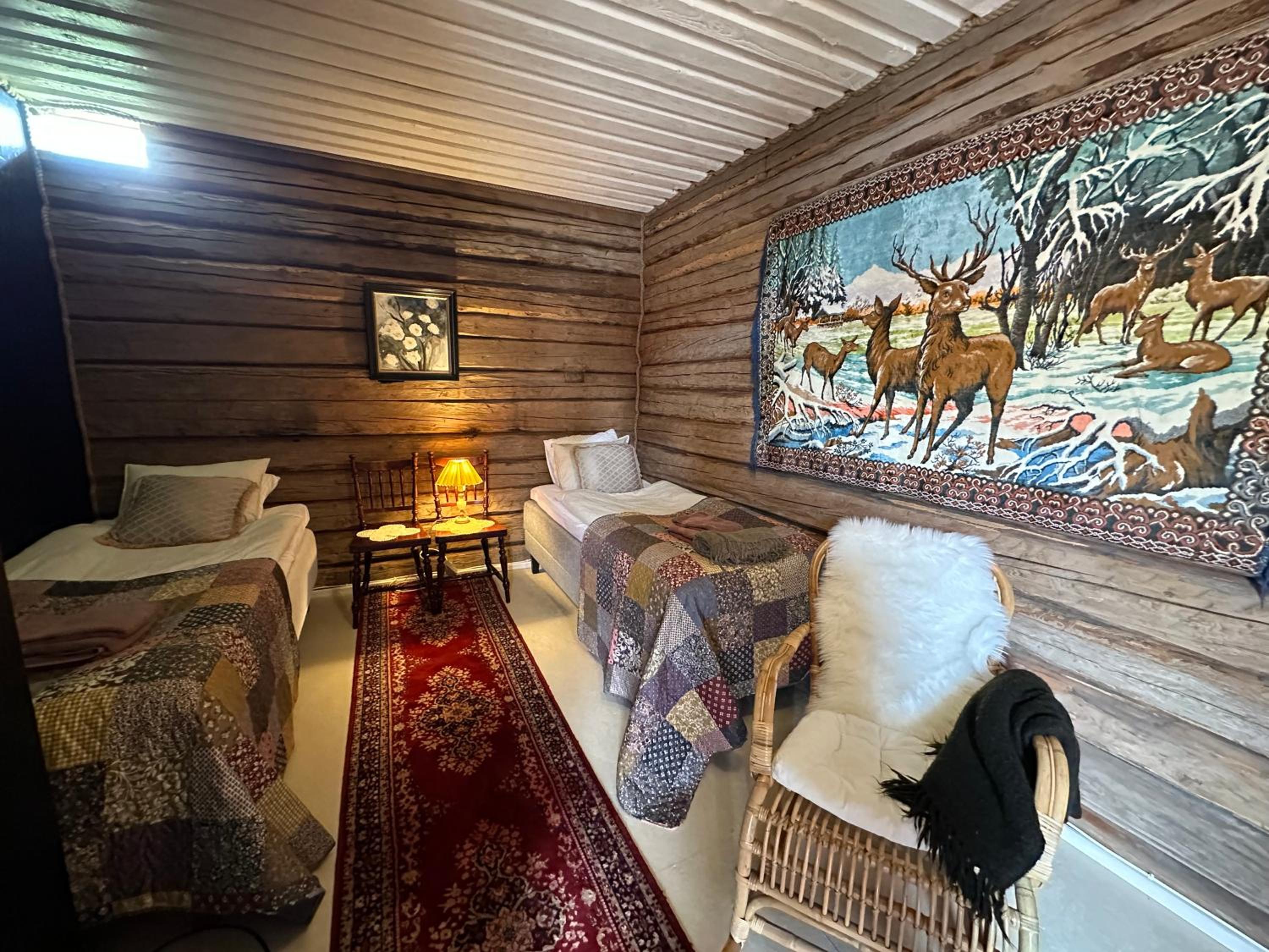 Deluxe Double or Twin Room - Photo 5