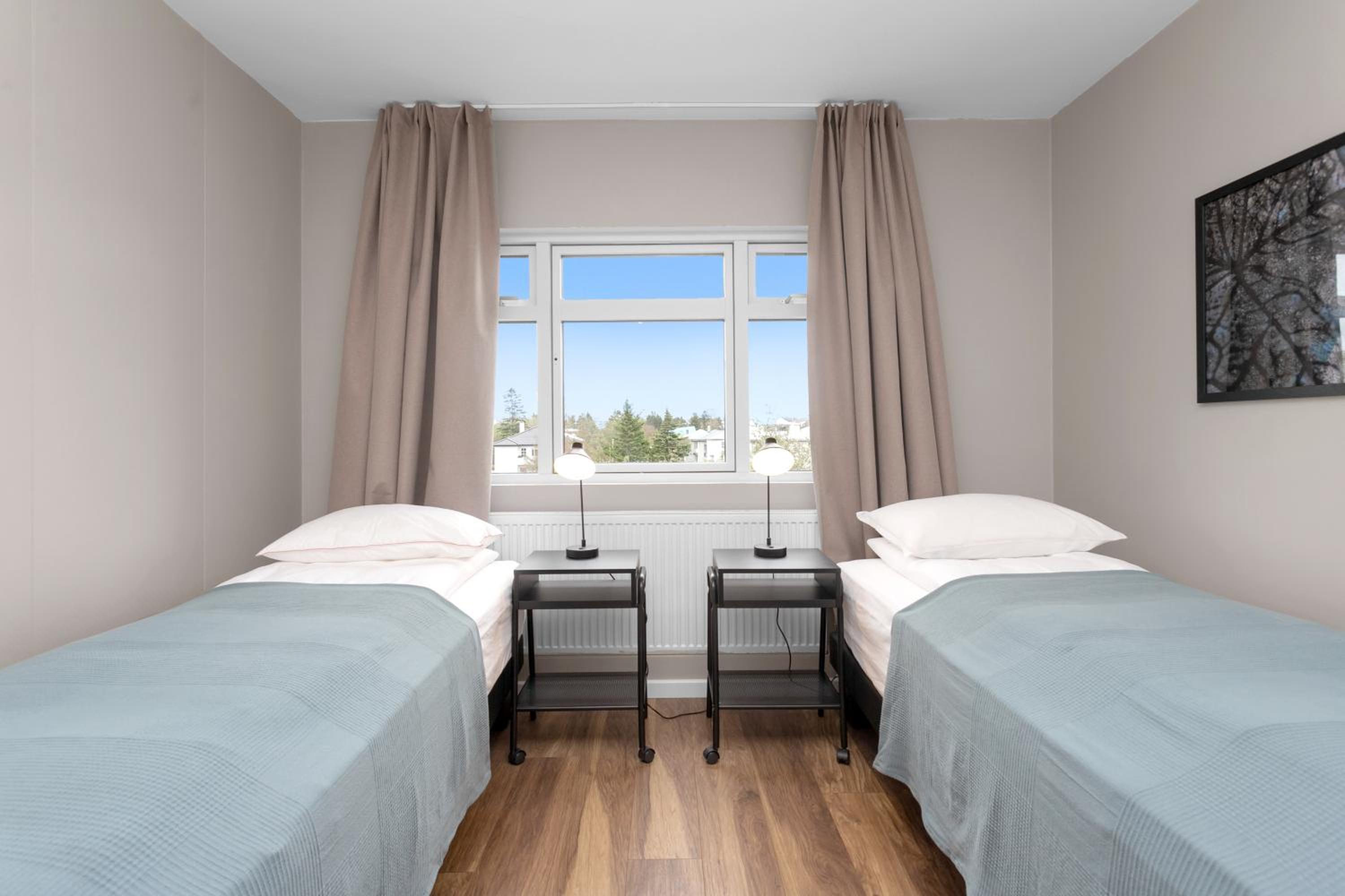 Twin Room - Photo 1