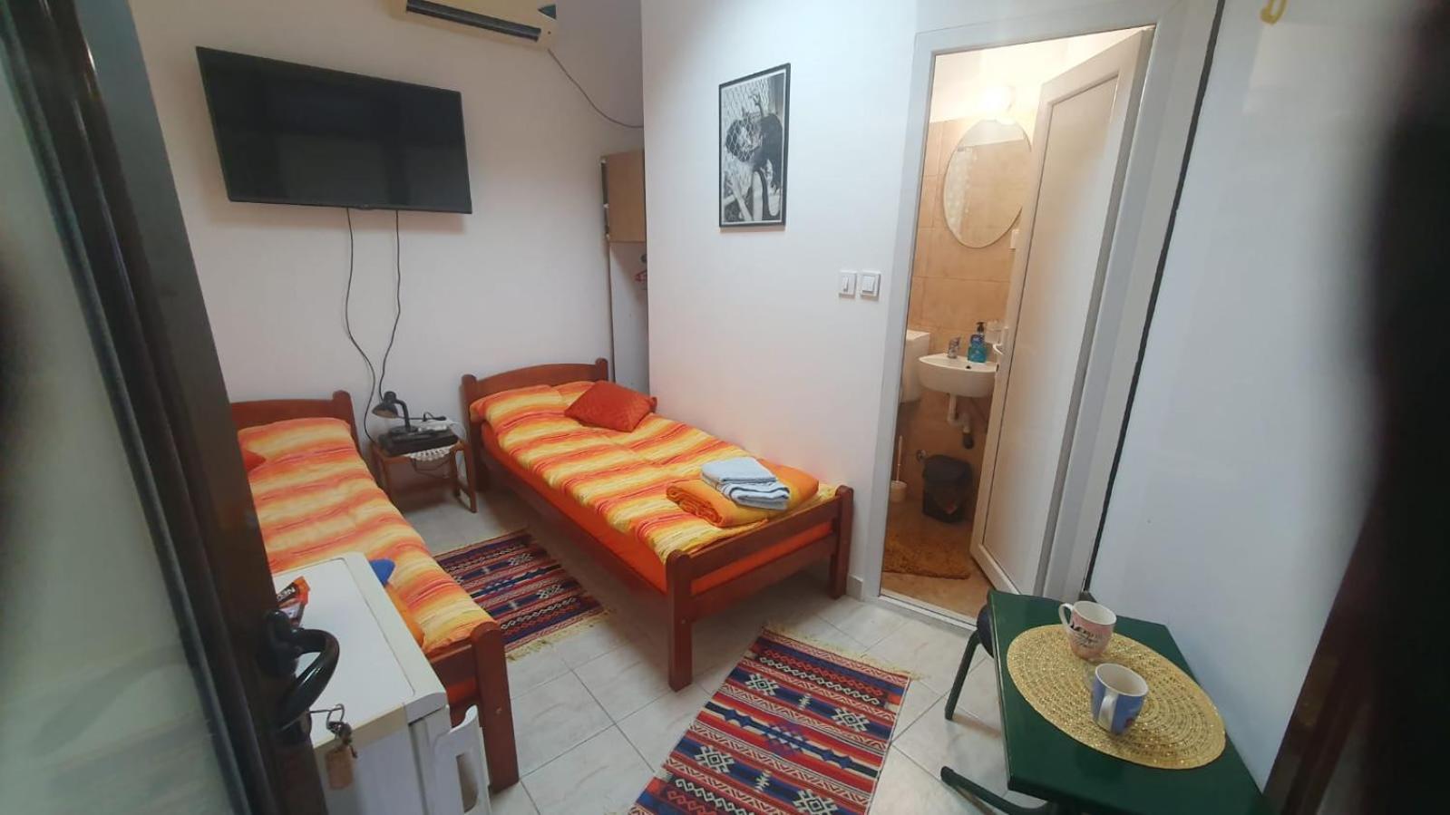 Twin Room with Private Bathroom